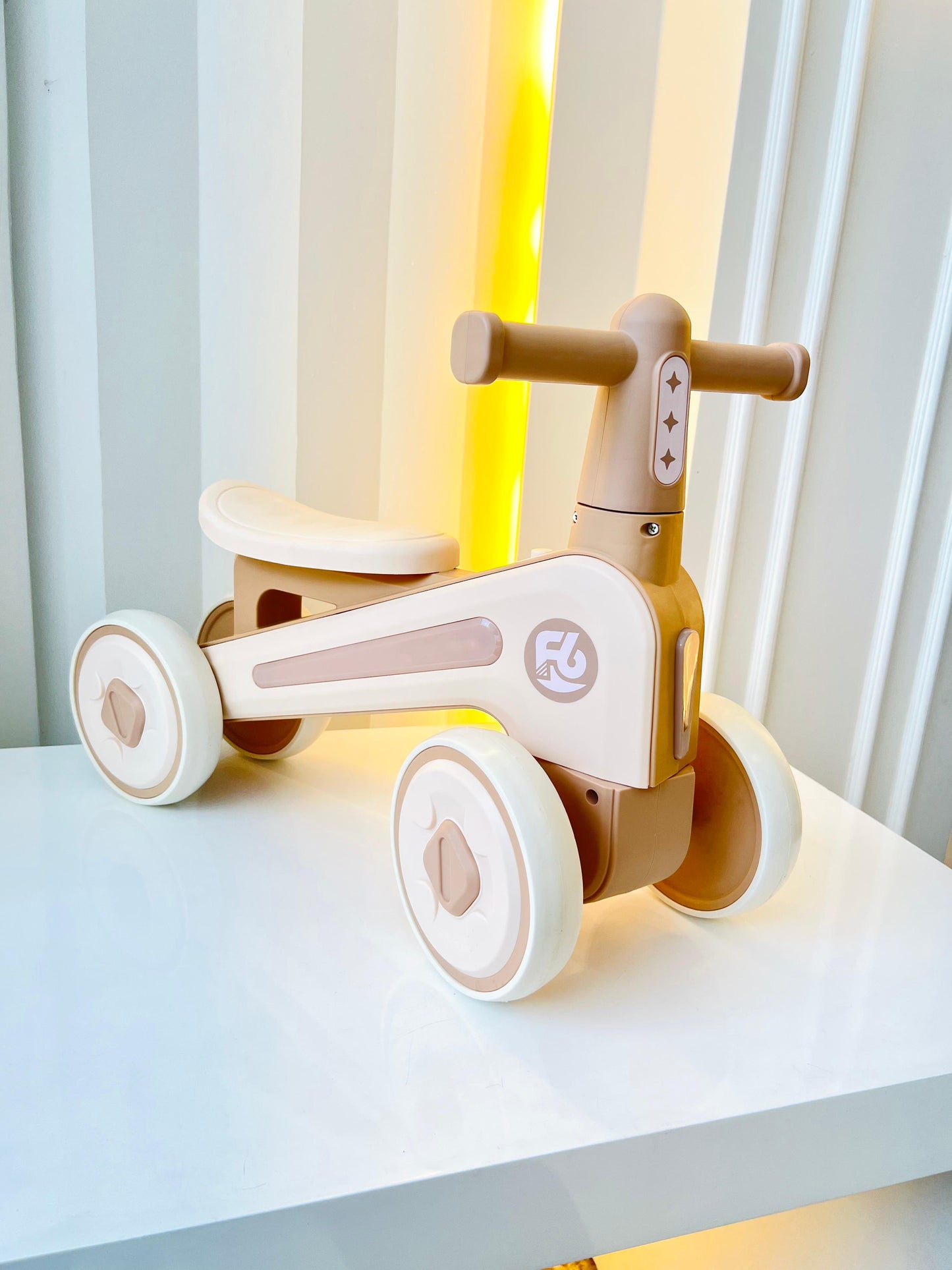 BICICLETA DE EQUILIBRIO REFERENCIA R6