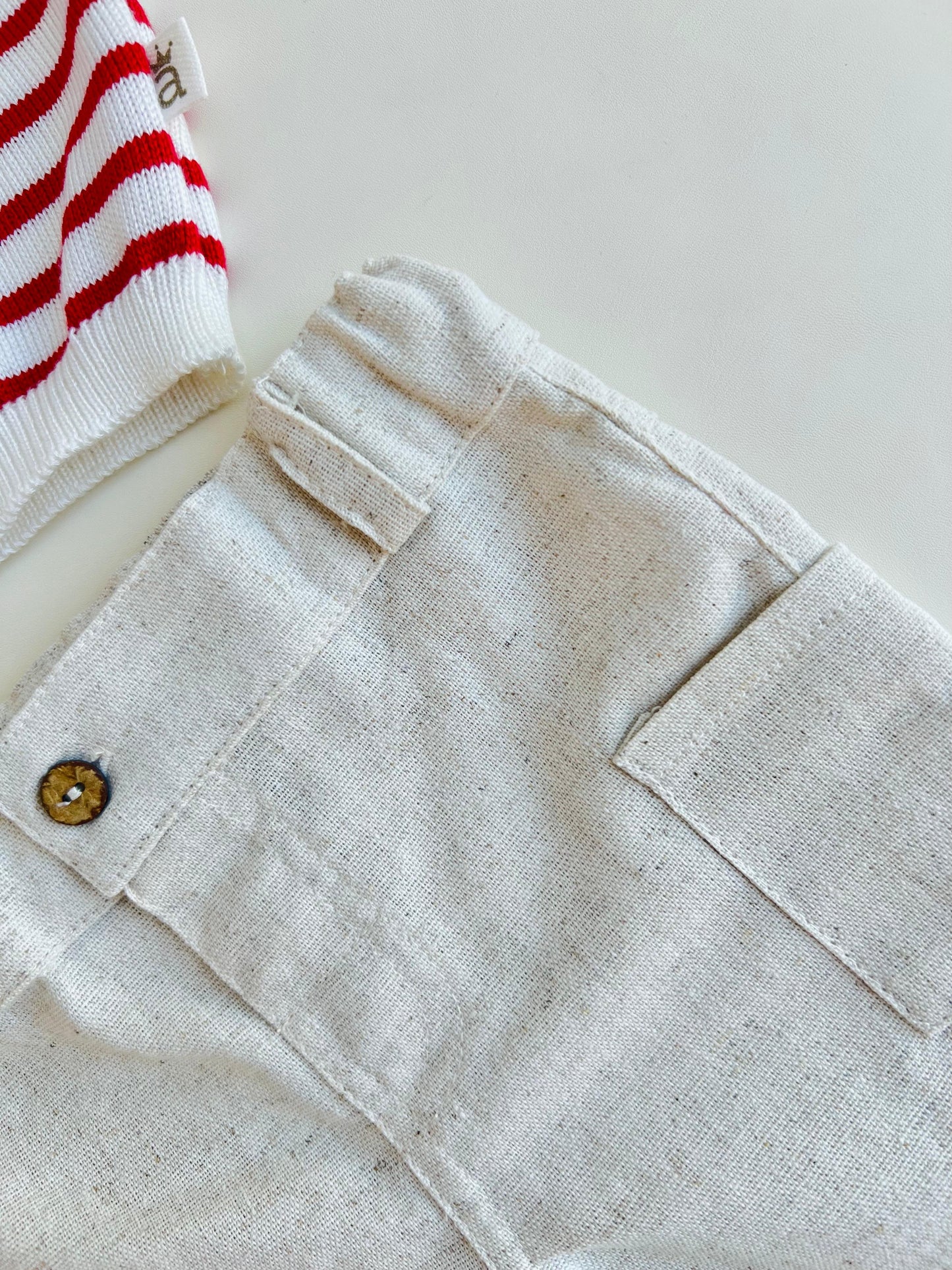 CONJUNTO CLÁSICO "OLD MONEY" A RAYAS EN LINO