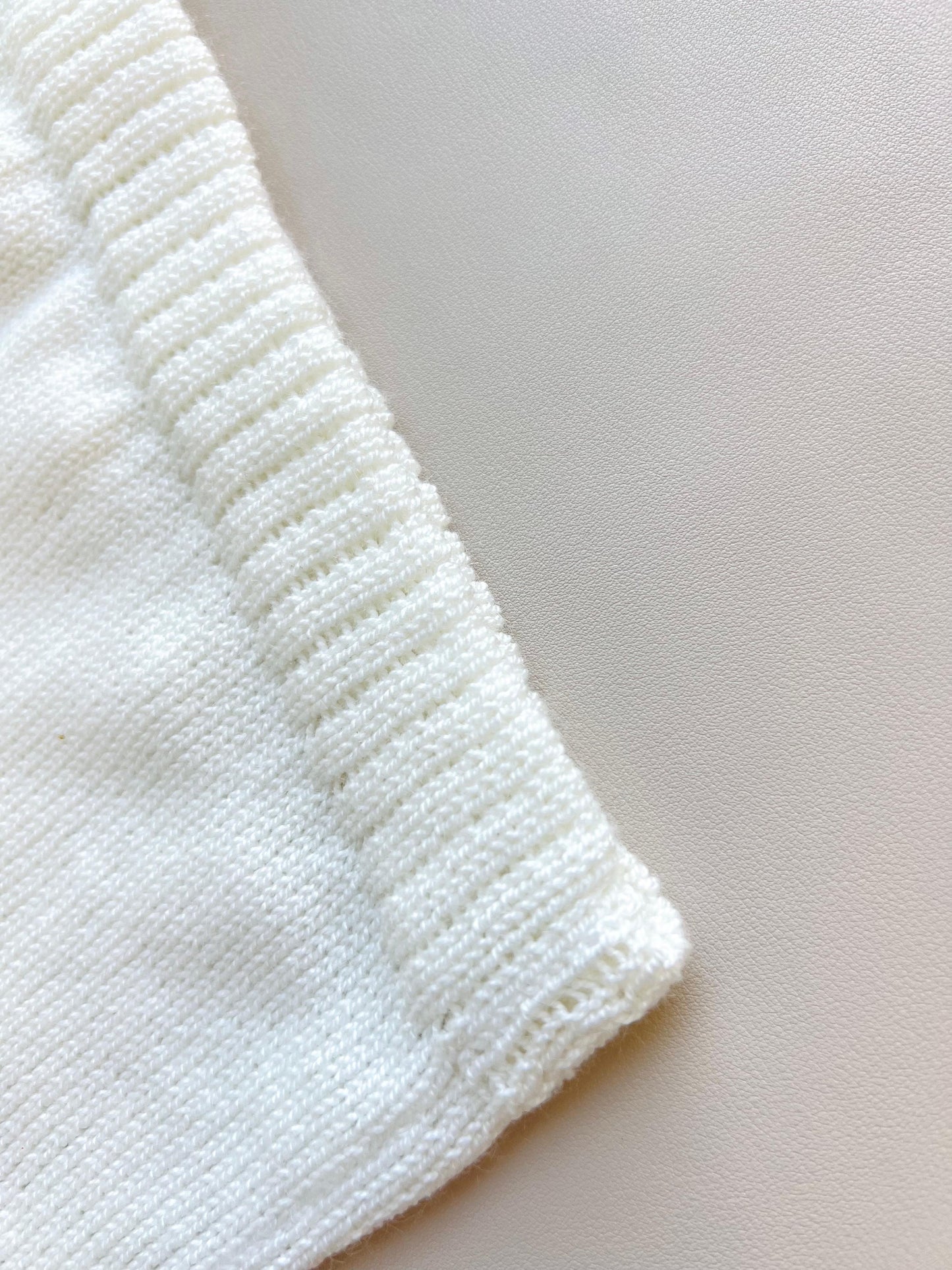 SUÉTER TEJIDO NAVIDEÑO “Mi primera navidad”