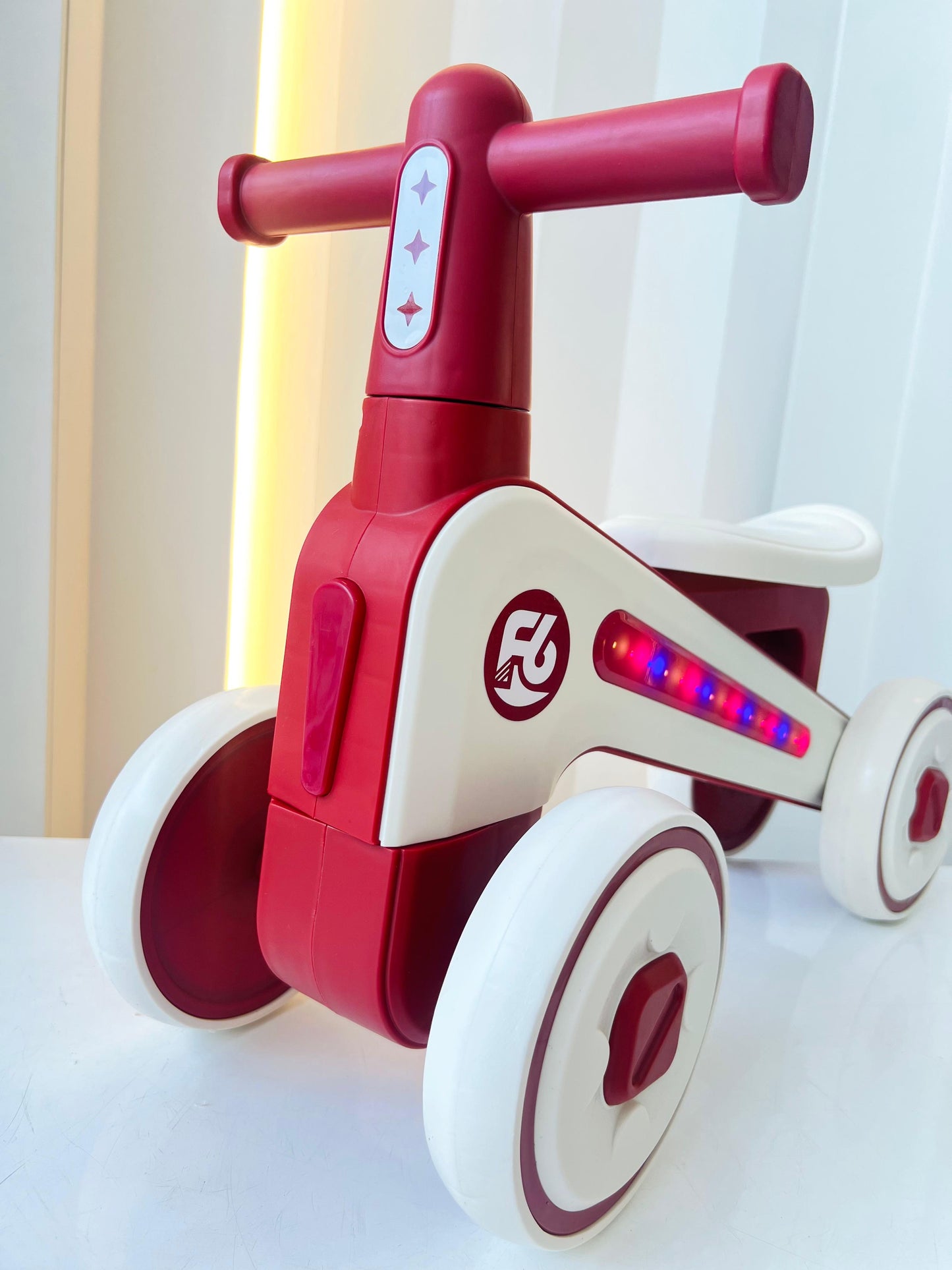 TRICICLO DE APRENDIZAJE CON LUCES Y MÚSICA INFANTIL F6 ROJO