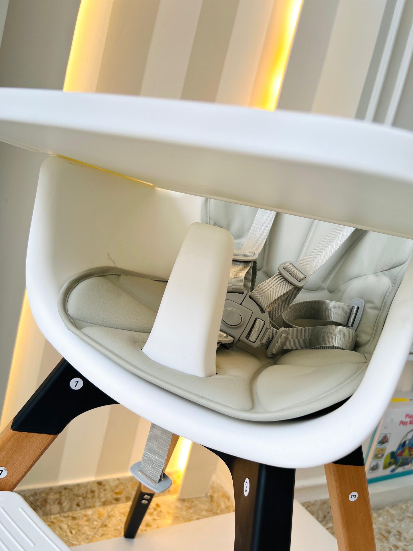 SILLA COMEDOR DELUXE DE MADERA GRIS