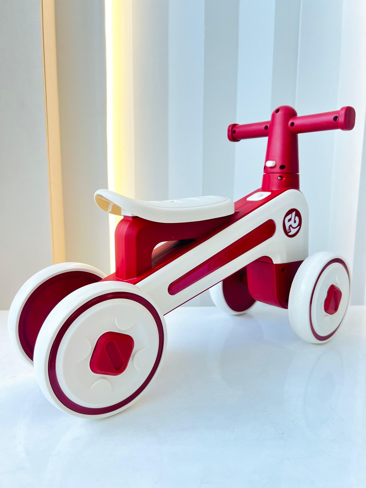 TRICICLO DE APRENDIZAJE CON LUCES Y MÚSICA INFANTIL F6 ROJO