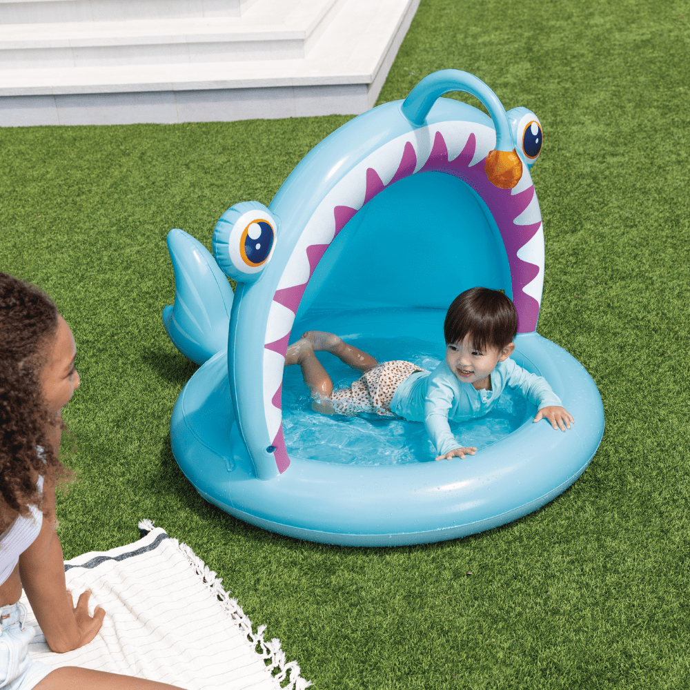 PISCINA INFLABLE PEZ LINTERNA 127X102CM