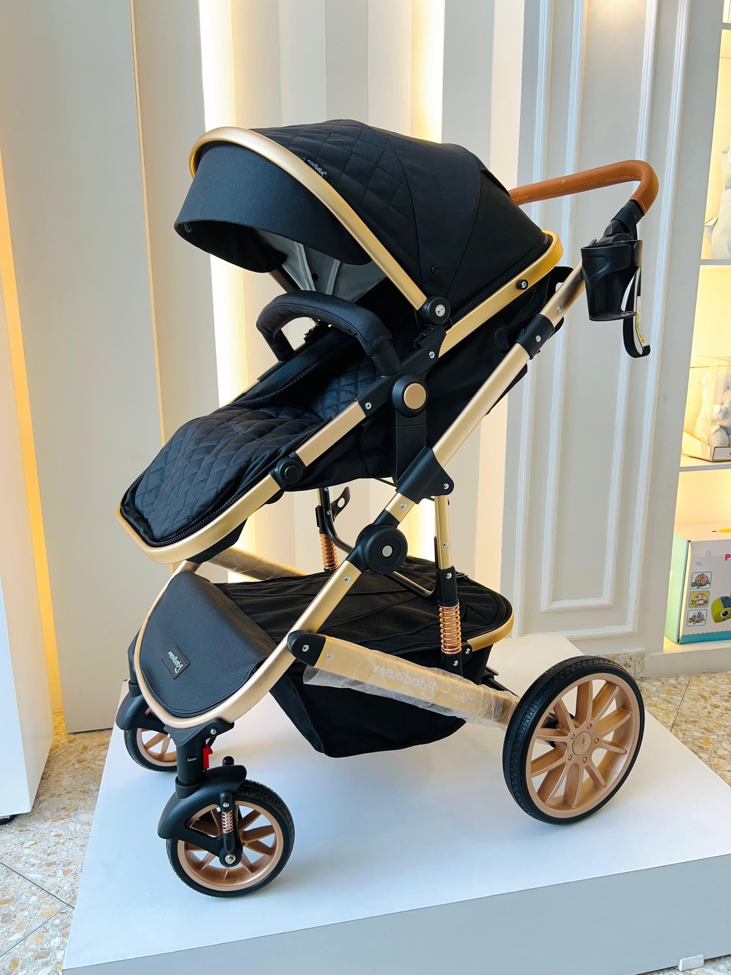 COCHE MOISES MAXIBABY GOLD