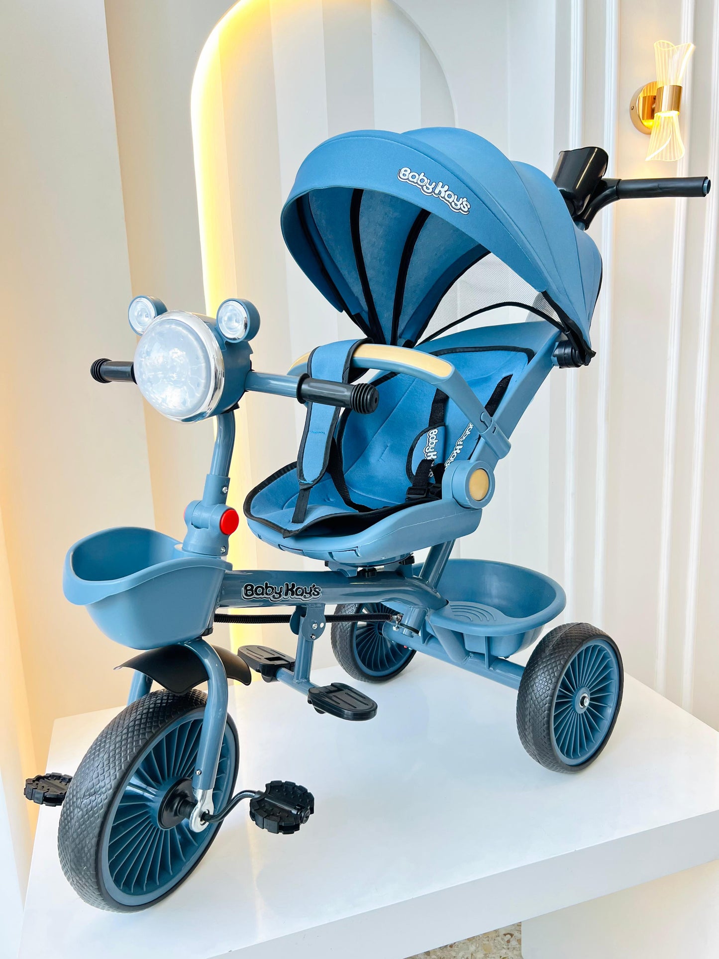 PASEADOR INFANTIL CON CAPOTA MICKEY