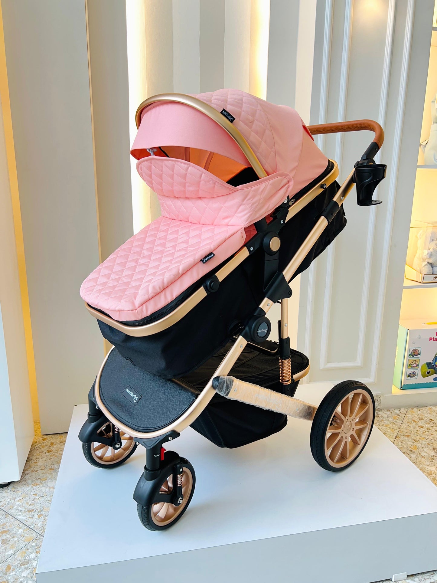 COCHE MOISES MAXIBABY GOLD