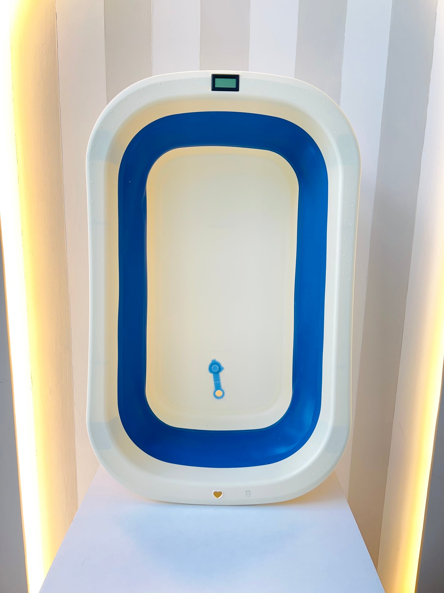 BAÑERA PLEGABLE CON ACCESORIOS PARA BEBÉ