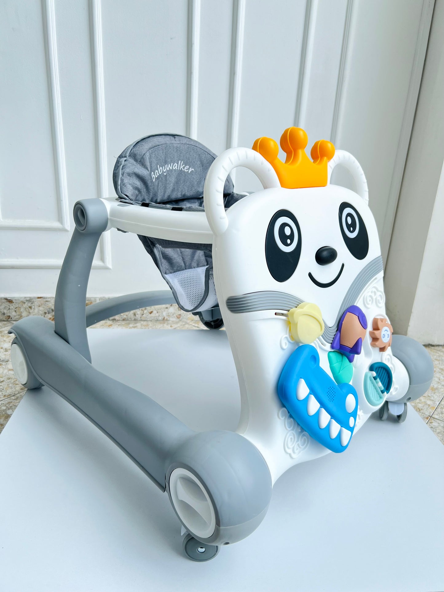 ANDADOR 2 EN 1 PARA BEBÉ BABYWALKER