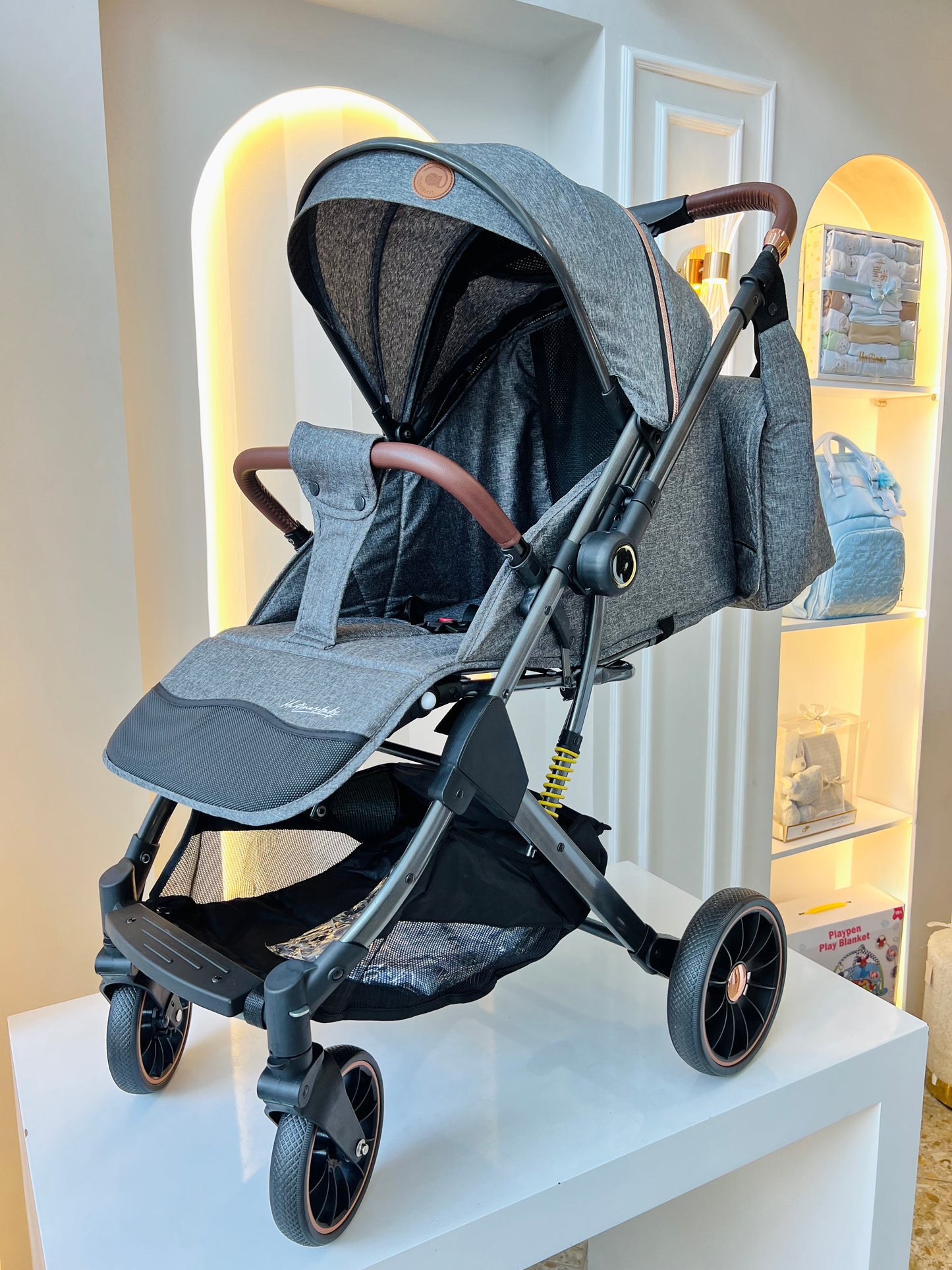 COCHE PASEADOR PLEGABLE MARTIN@S CON PAÑALERA GRIS