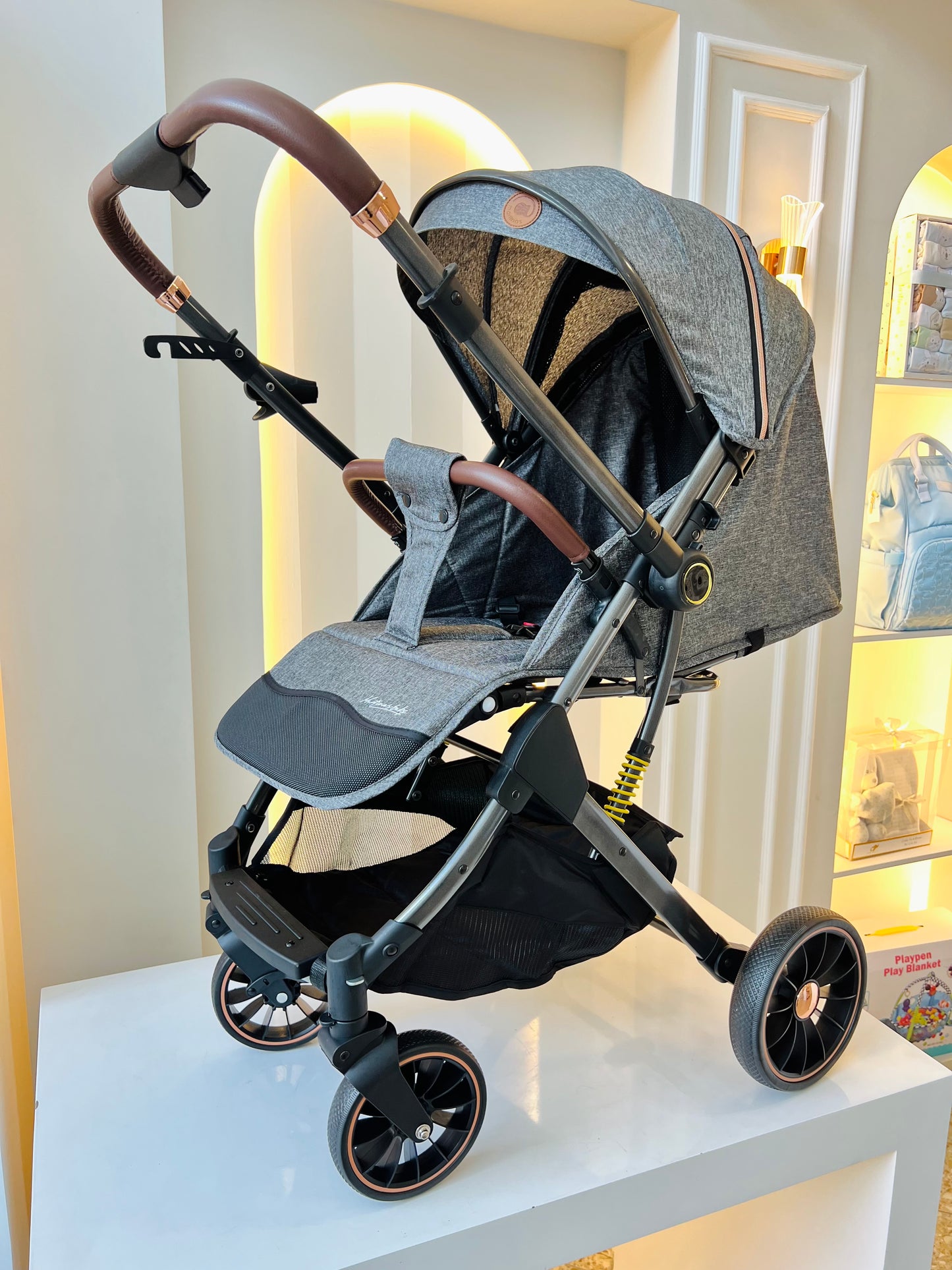 COCHE PASEADOR PLEGABLE MARTIN@S CON PAÑALERA GRIS