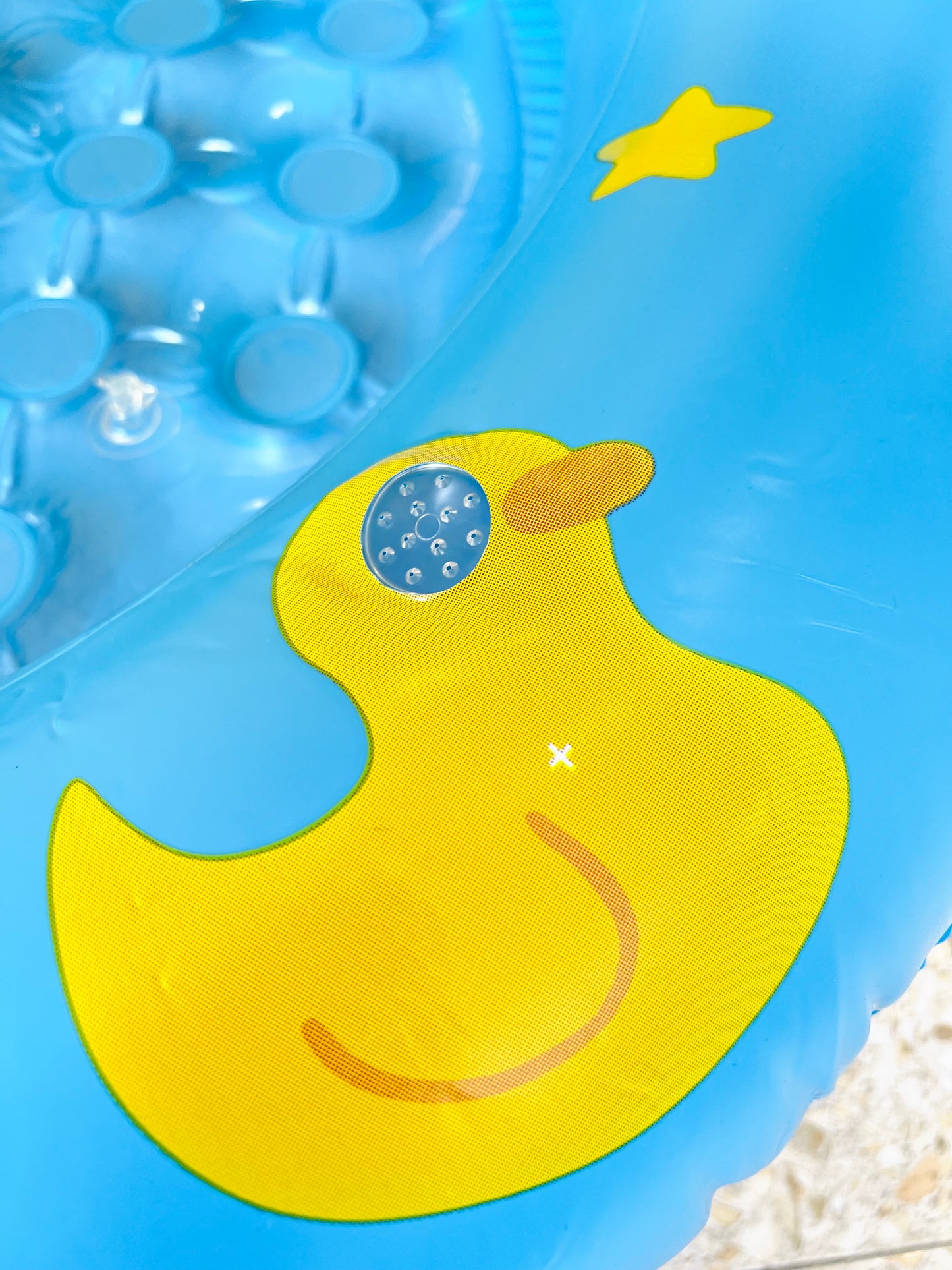 PISCINA INFLABLE DE PATO PARA BEBÉS