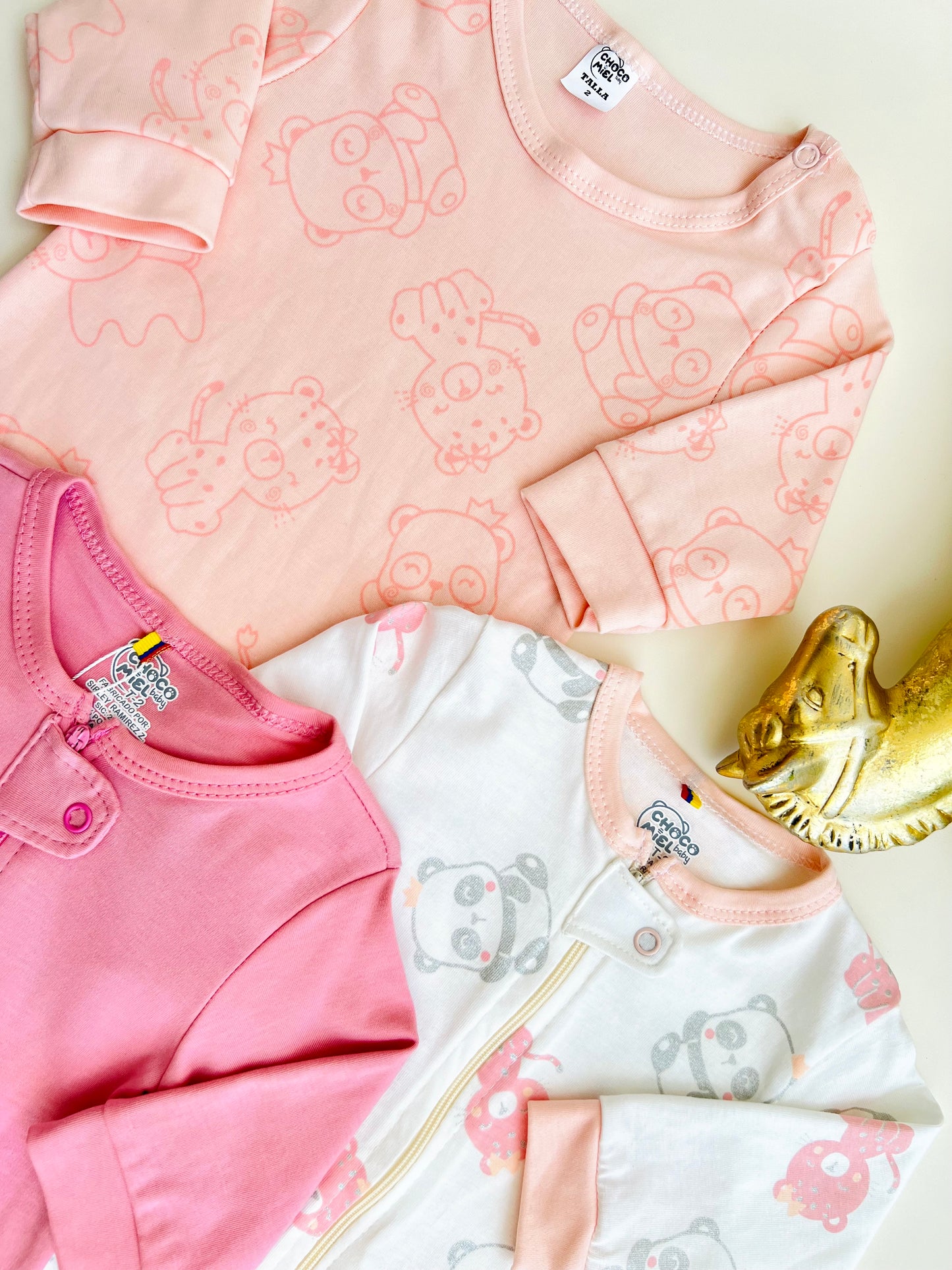 SET DE 3 PIJAMAS ENTERIZAS PARA BEBÉS TANZANIA