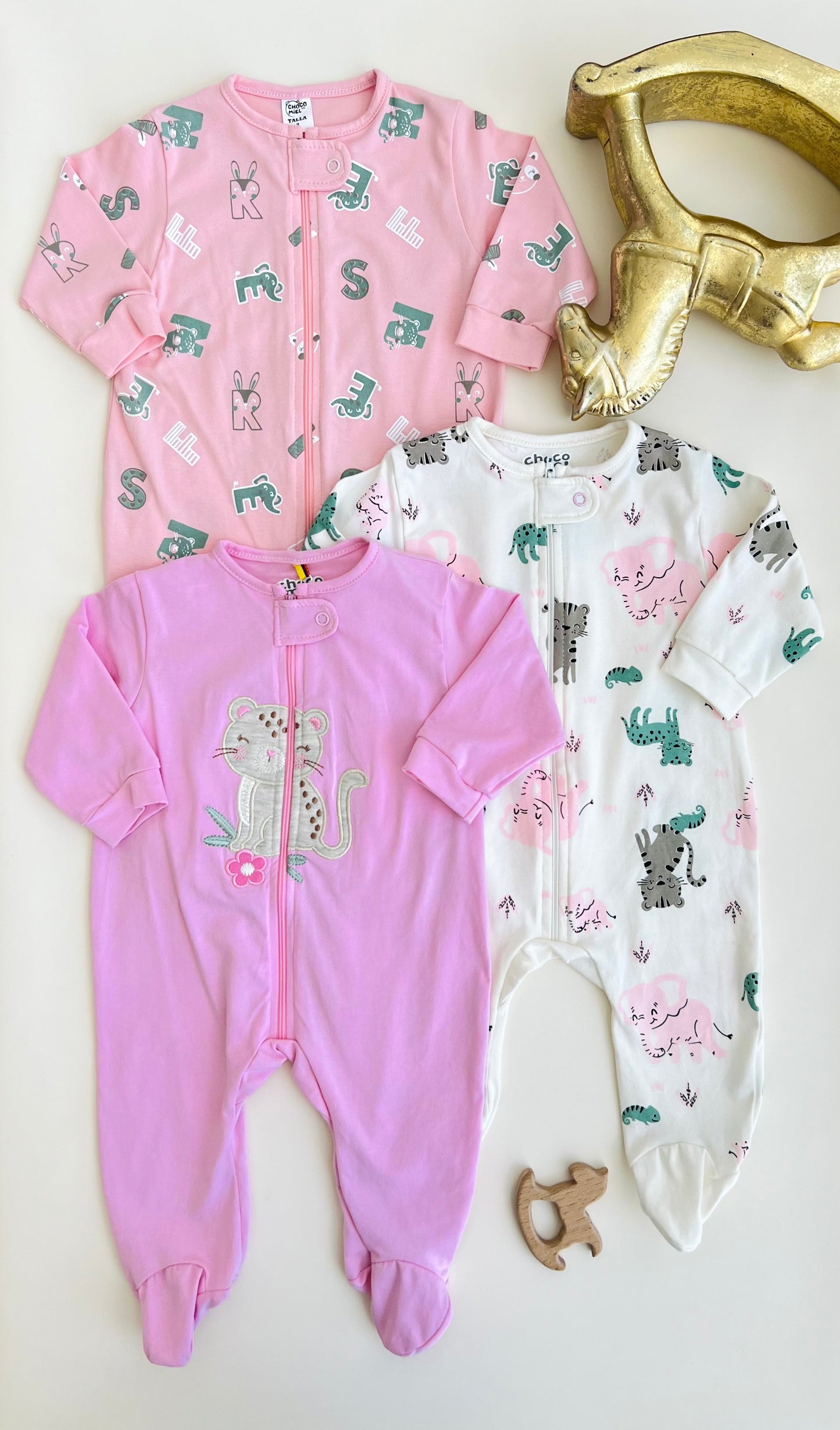 SET DE 3 PIJAMAS ENTERIZAS PARA BEBÉS TROPICAL