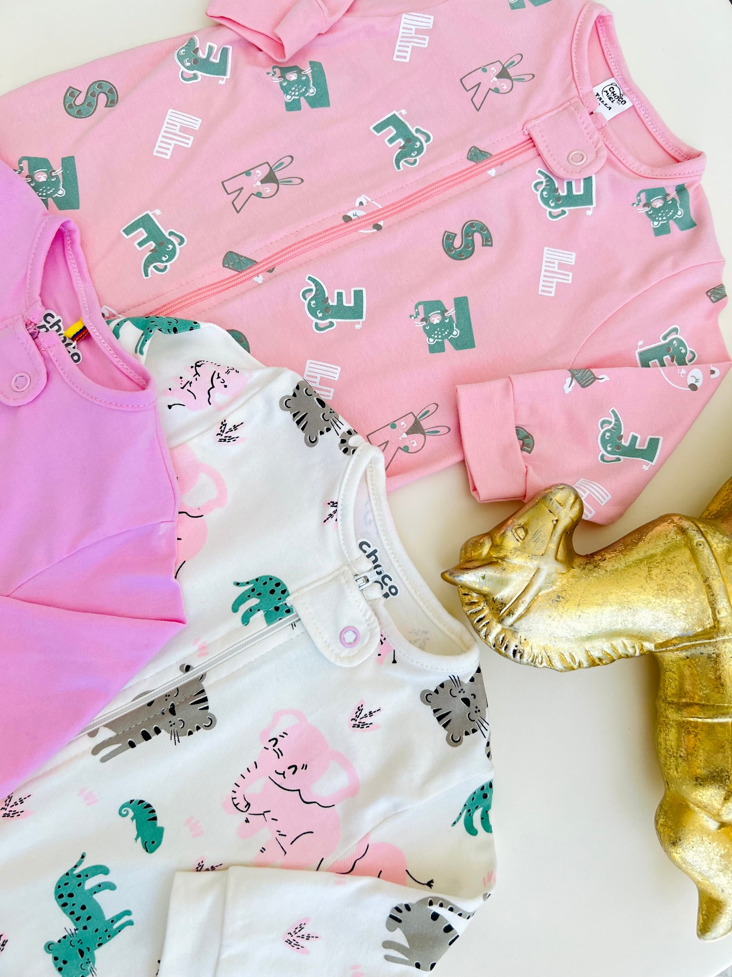 SET DE 3 PIJAMAS ENTERIZAS PARA BEBÉS TROPICAL