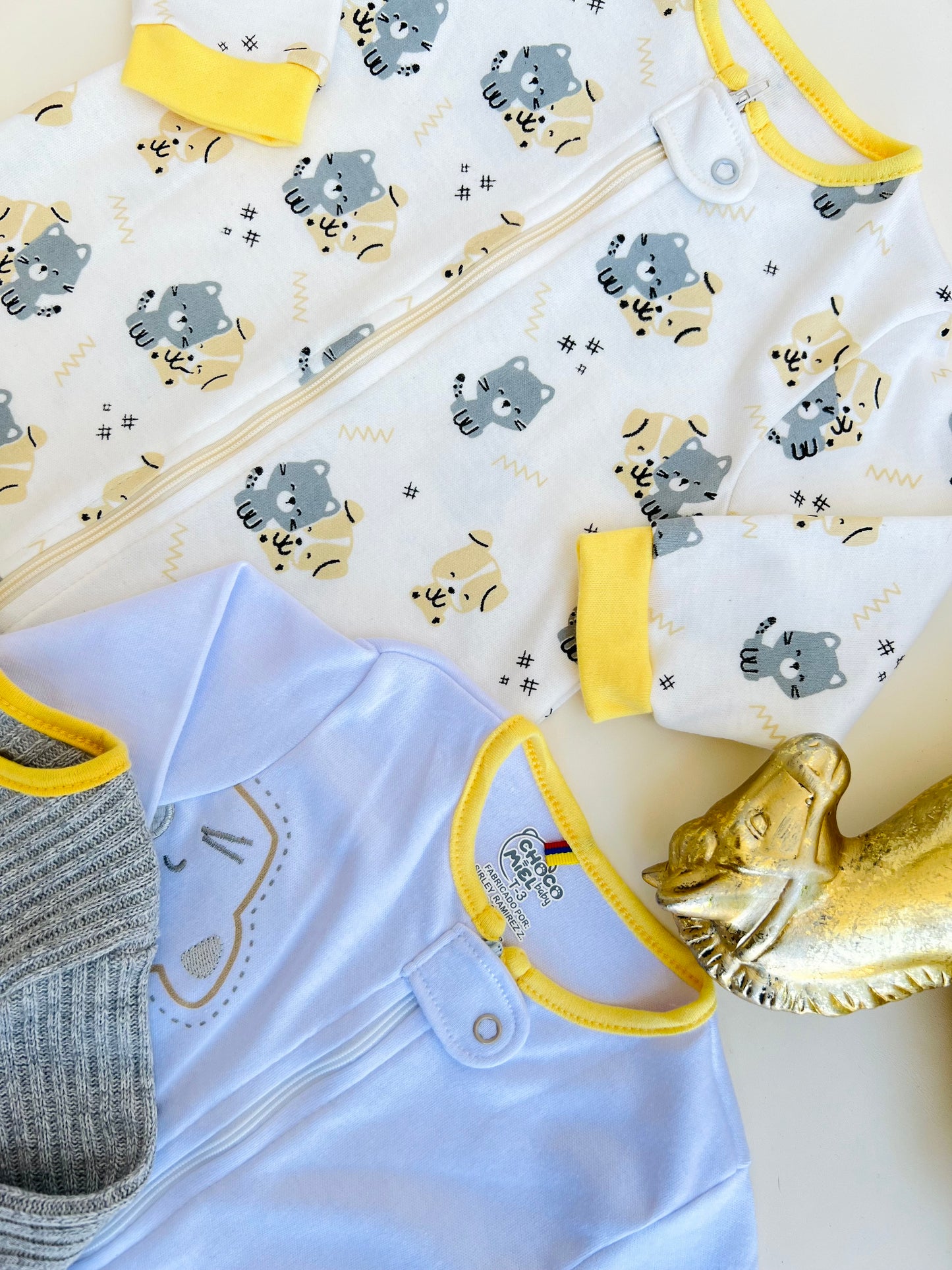 SET DE 3 PIJAMAS ENTERIZAS PARA BEBÉS VENTURA