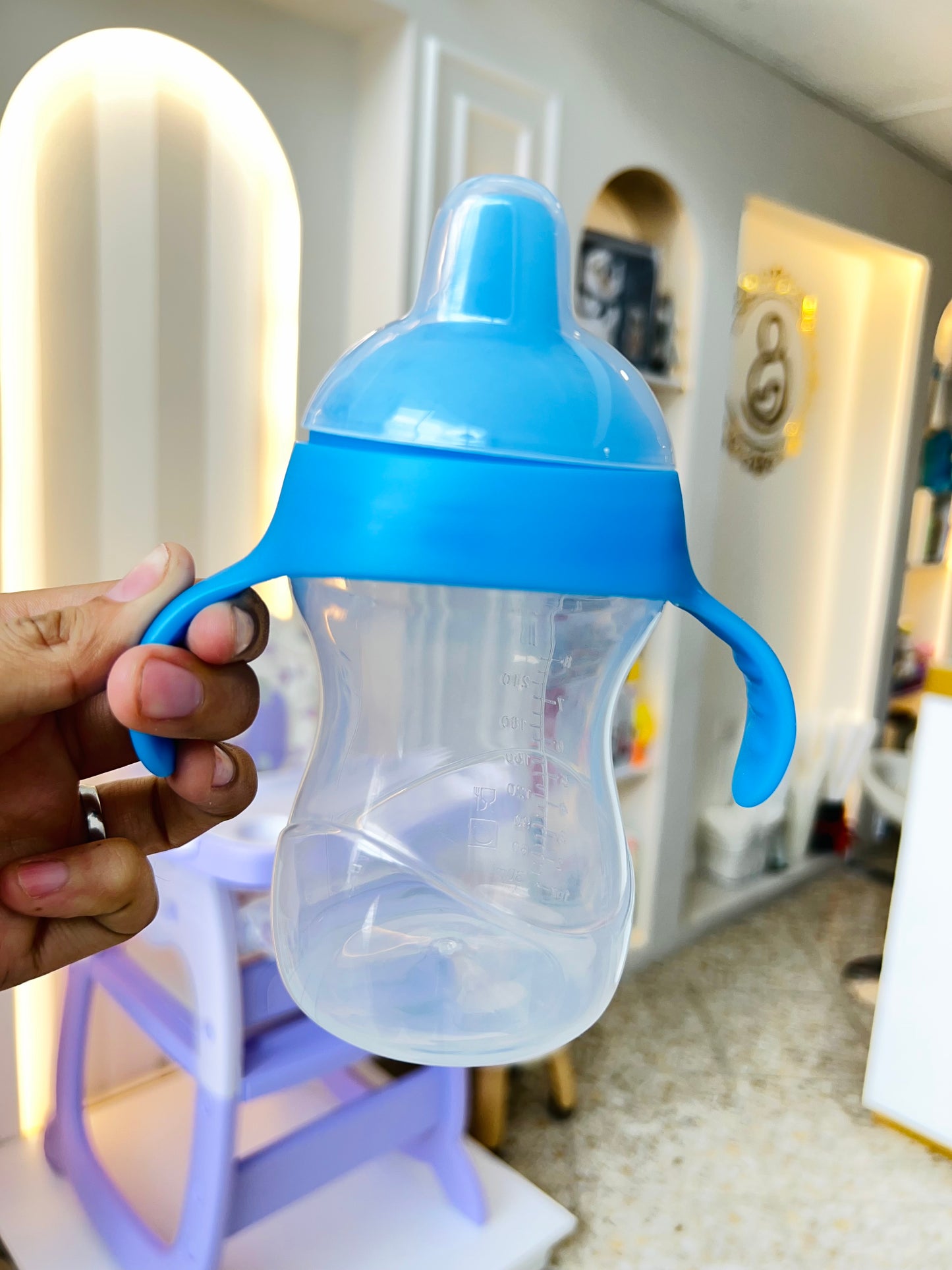 VASO ENTRENADOR CON ASAS