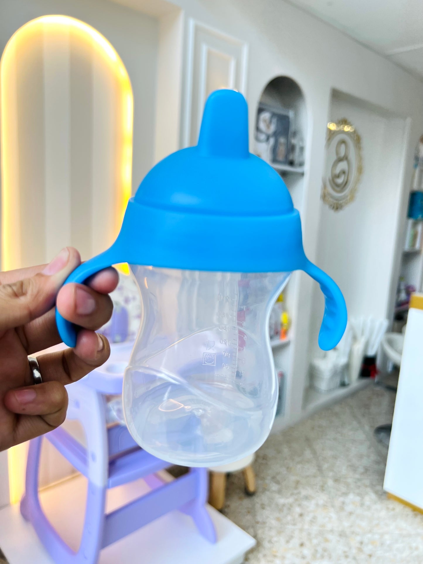 VASO ENTRENADOR CON ASAS