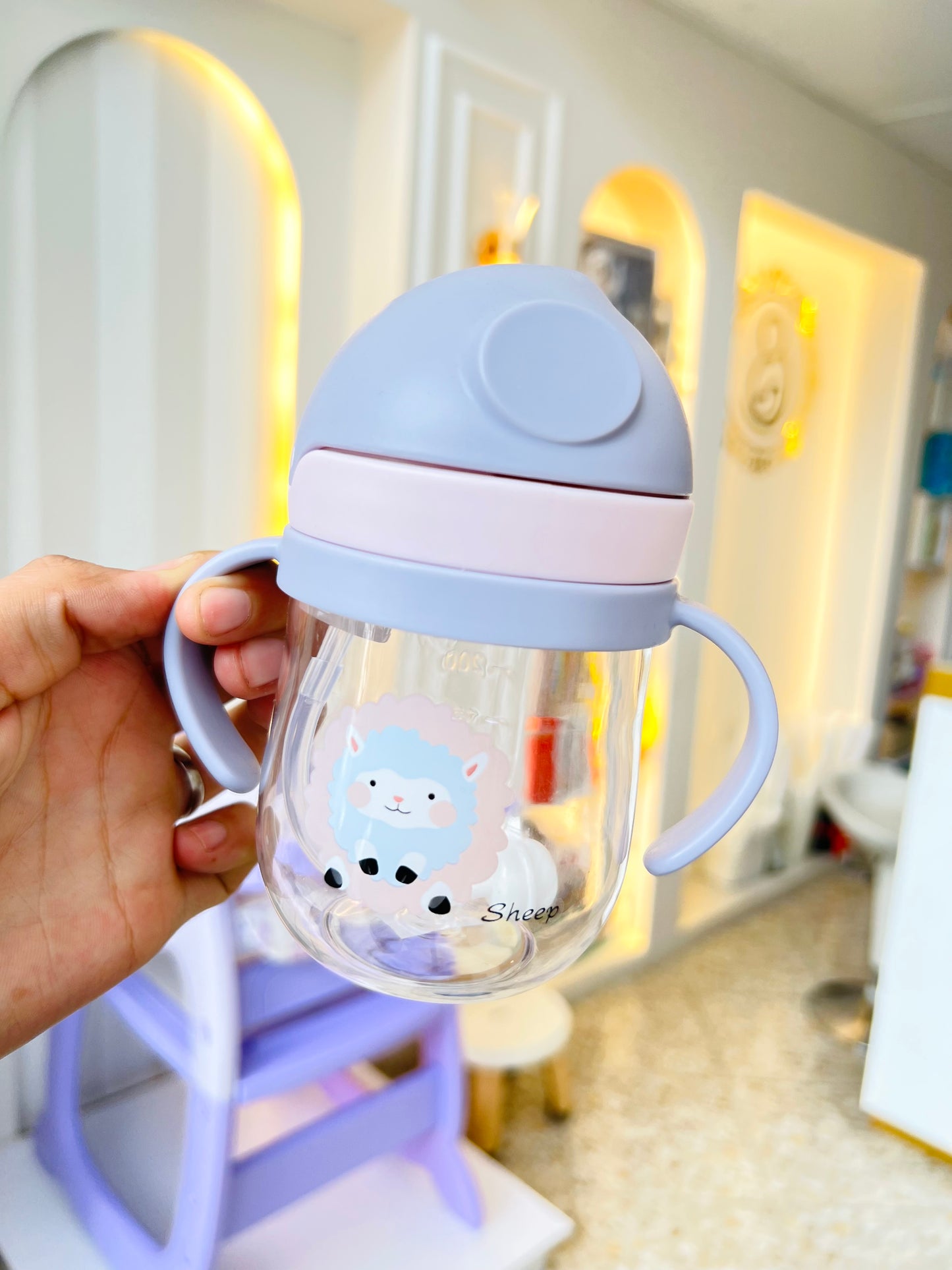 VASO ENTRENADOR CON PITILLO RETRÁCTIL