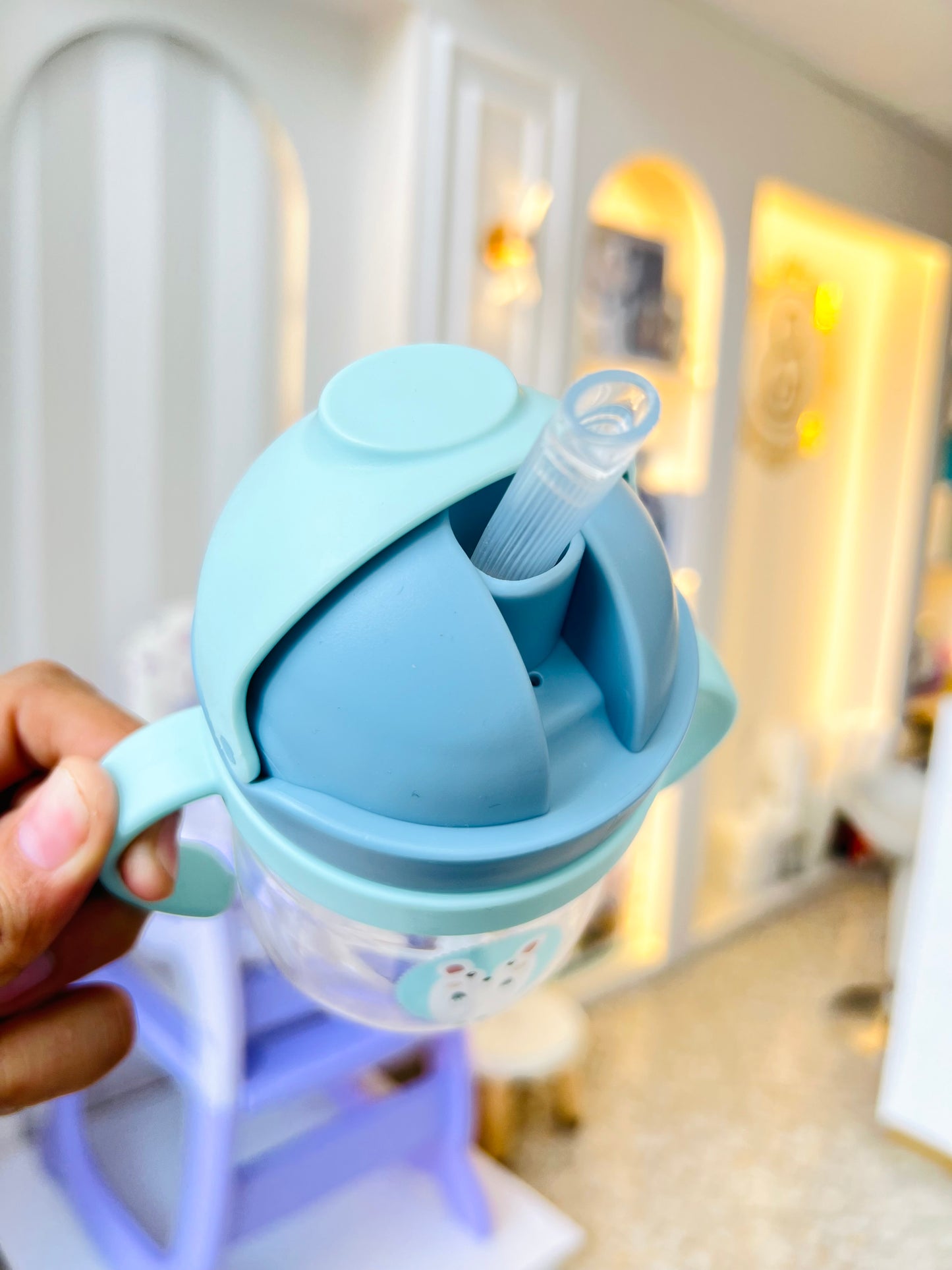 VASO ENTRENADOR CON PITILLO RETRÁCTIL