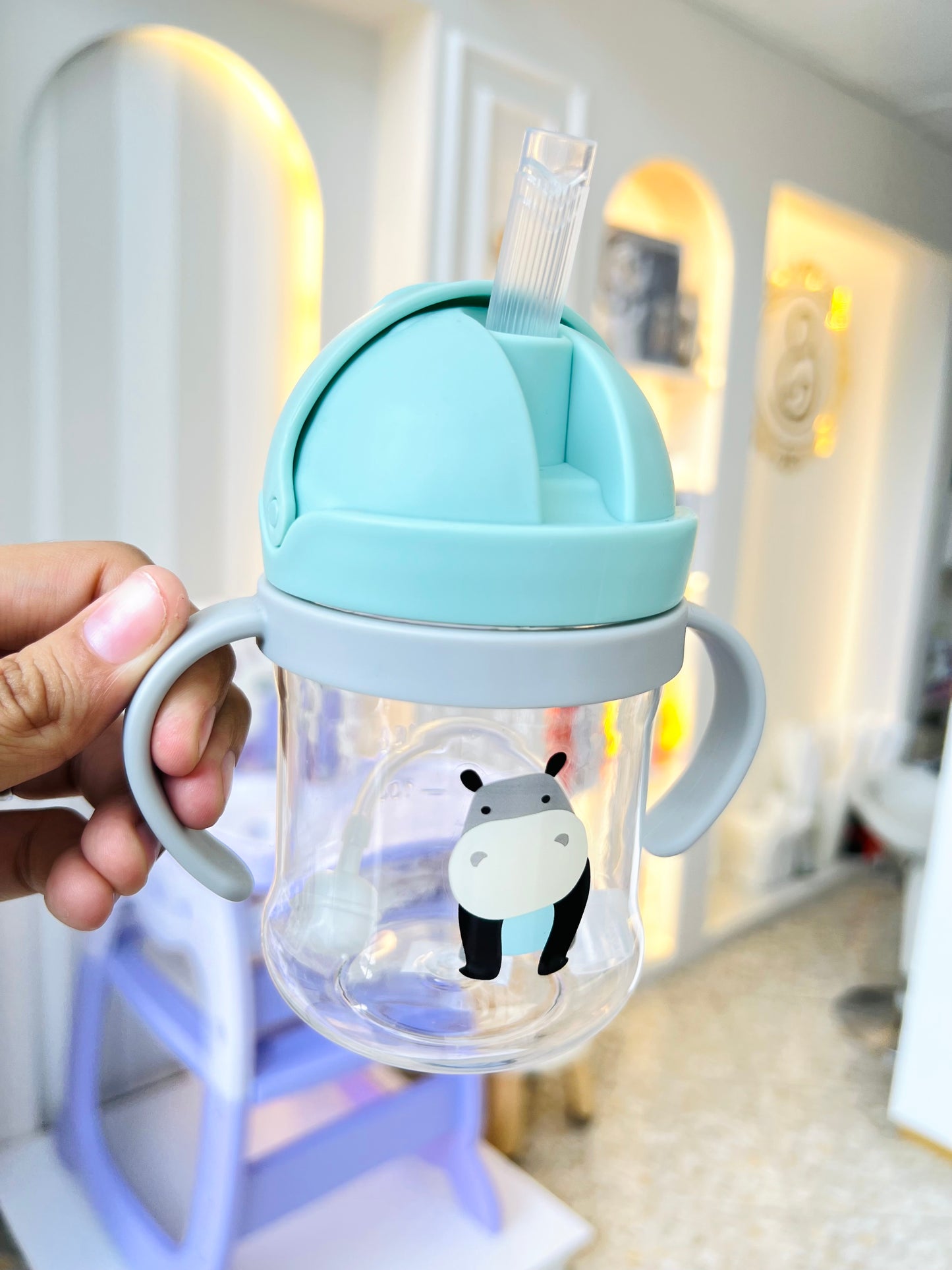 VASO ENTRENADOR CON PITILLO RETRÁCTIL