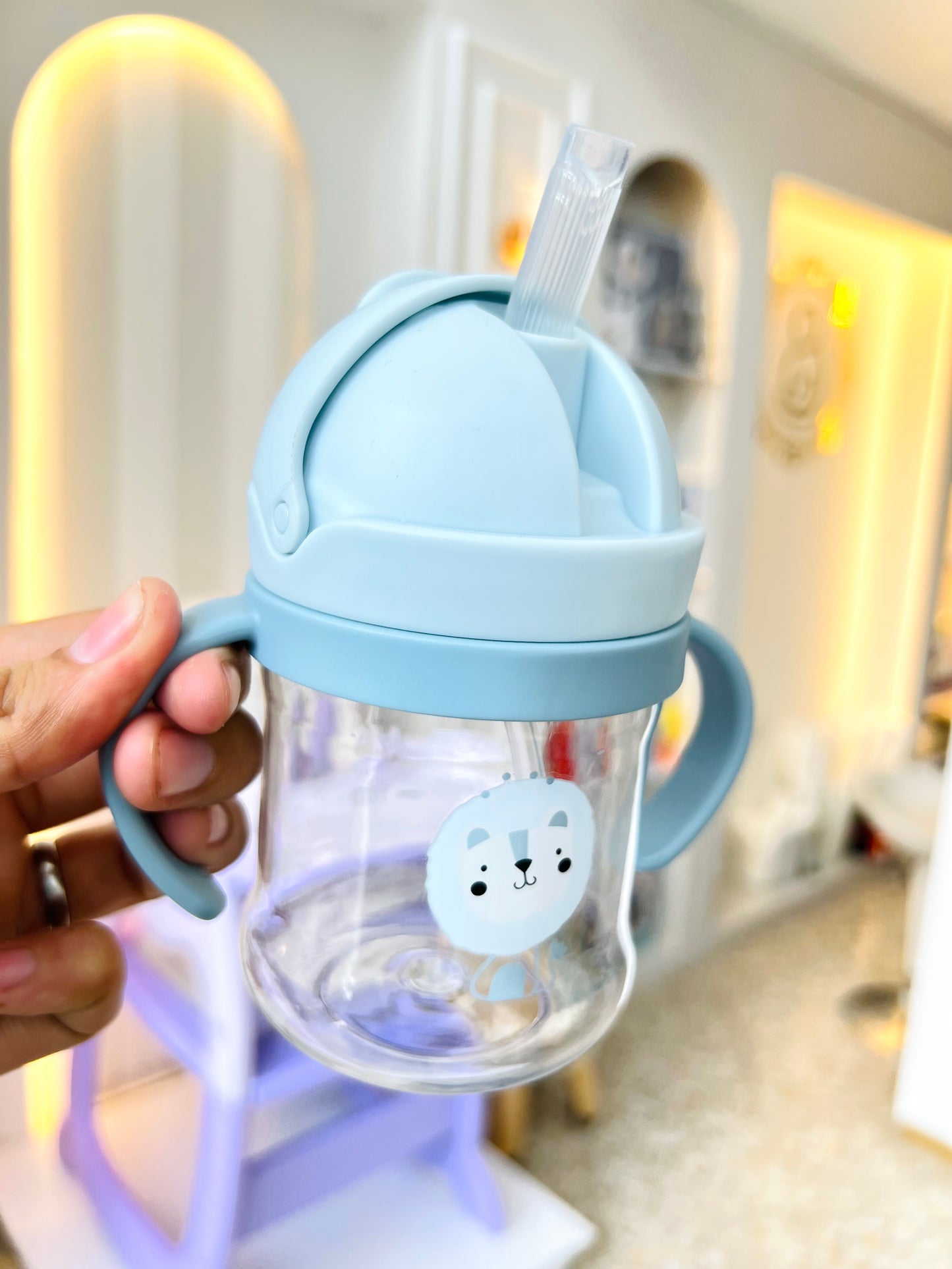 VASO ENTRENADOR CON PITILLO RETRÁCTIL