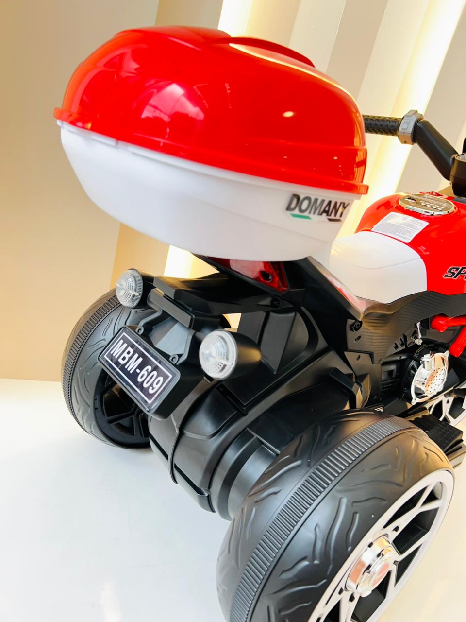 Moto eléctrica infantil Domany roja