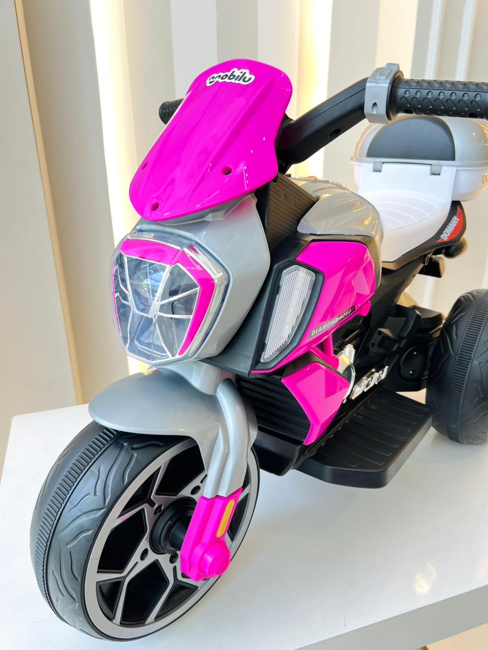Moto eléctrica infantil Domany rosada
