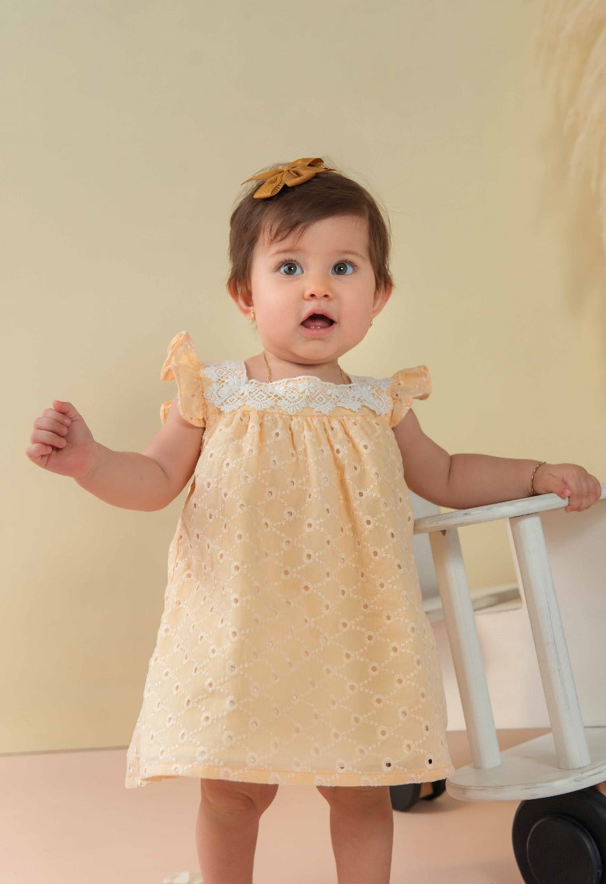 VESTIDO BORDADO PARA BEBÉ MARTIN@S