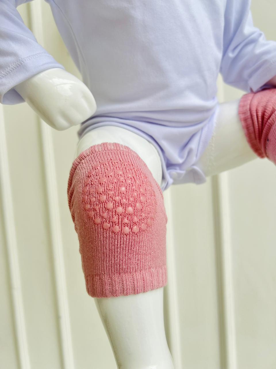RODILLERAS PROTECTORAS CON AGARRE ANTIDESLIZANTE - COLOR ROSADO - TALLA S