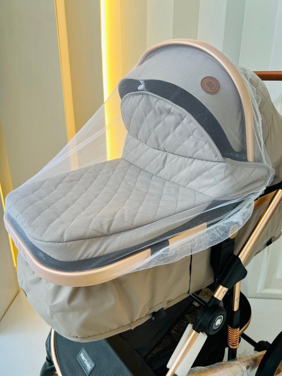 COCHE MOISΓS EN COMBO MARTINAS - COLOR BEIGE