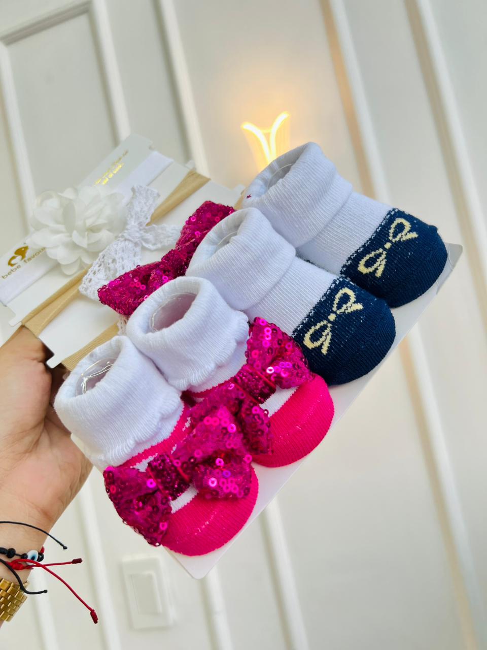 SET PARA BEBΓ DE MEDIAS + BALACAS 5 PIEZAS