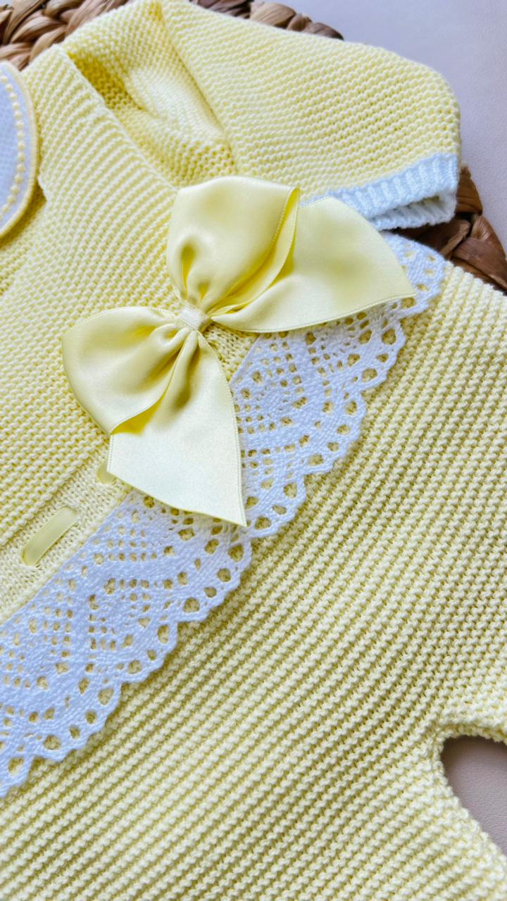 CONJUNTO MARA TEJIDO PREMIUM - ELEGANCIA Y DELICADEZ - COLOR AMARILLO