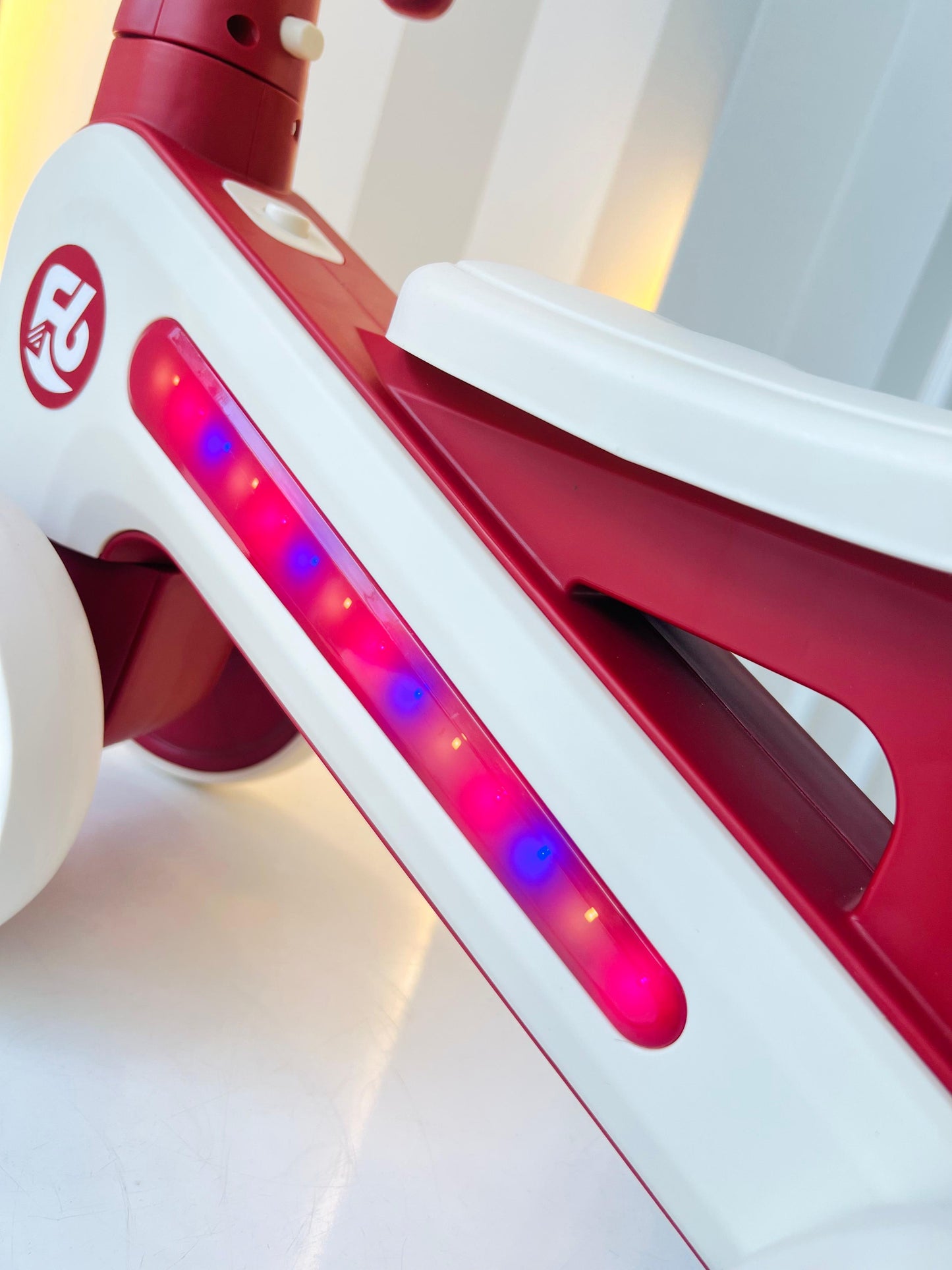TRICICLO DE APRENDIZAJE CON LUCES Y MÚSICA INFANTIL F6 ROJO