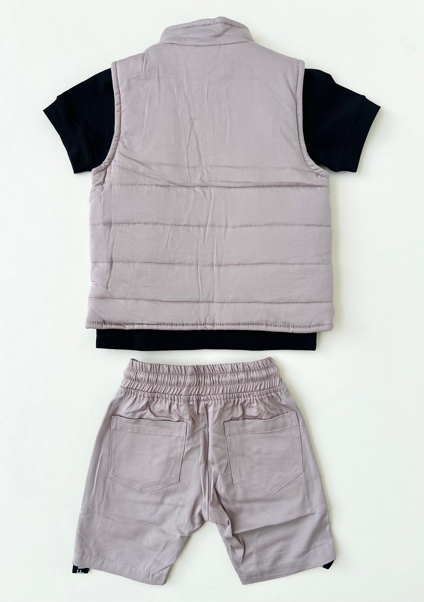 CONJUNTO URBANO 3 PIEZAS CON CHALECO
