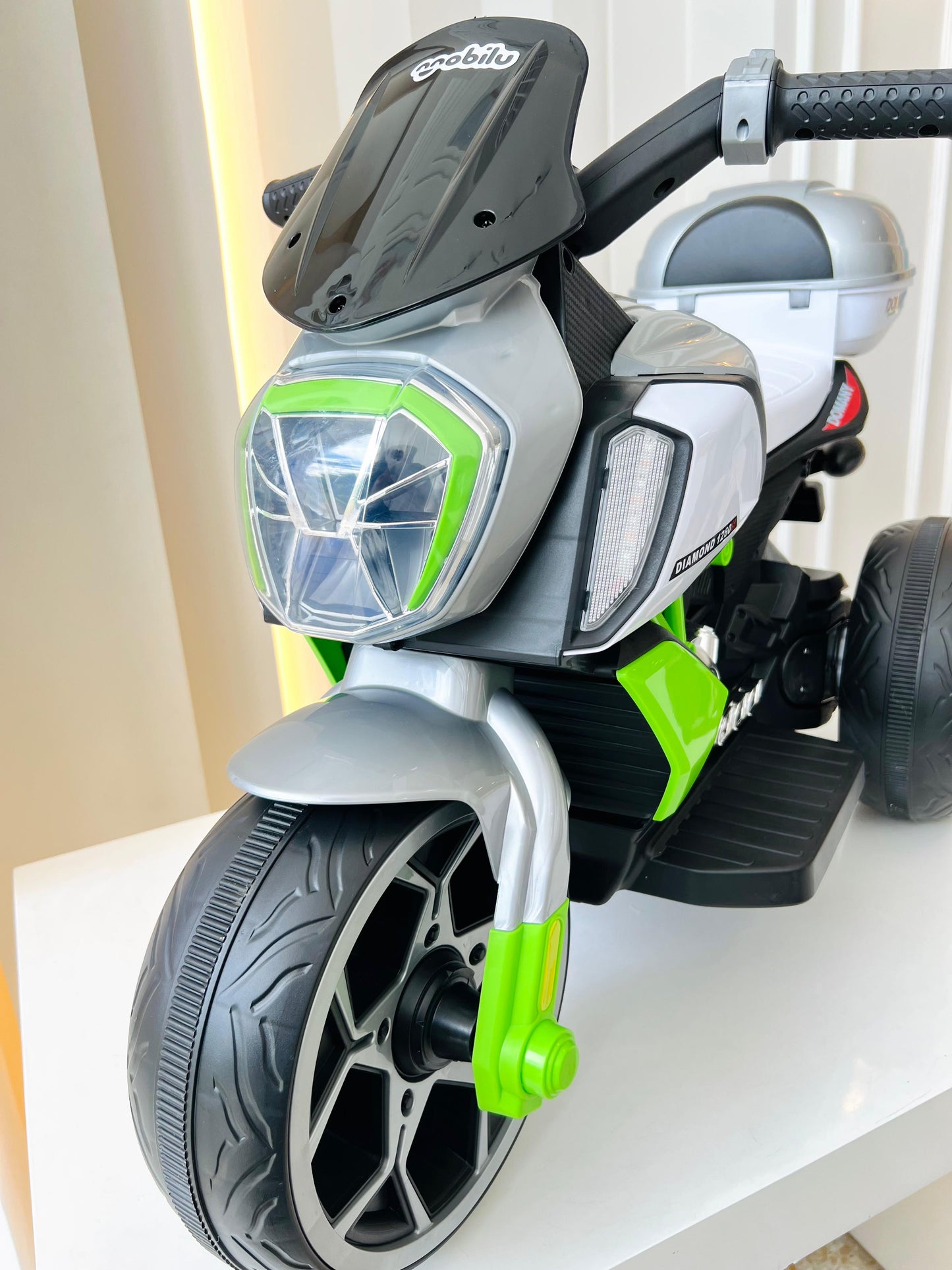 Moto eléctrica infantil Domany Verde