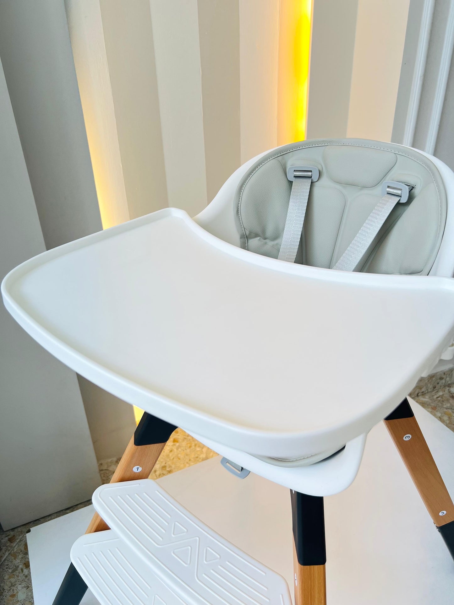 SILLA COMEDOR DELUXE DE MADERA GRIS