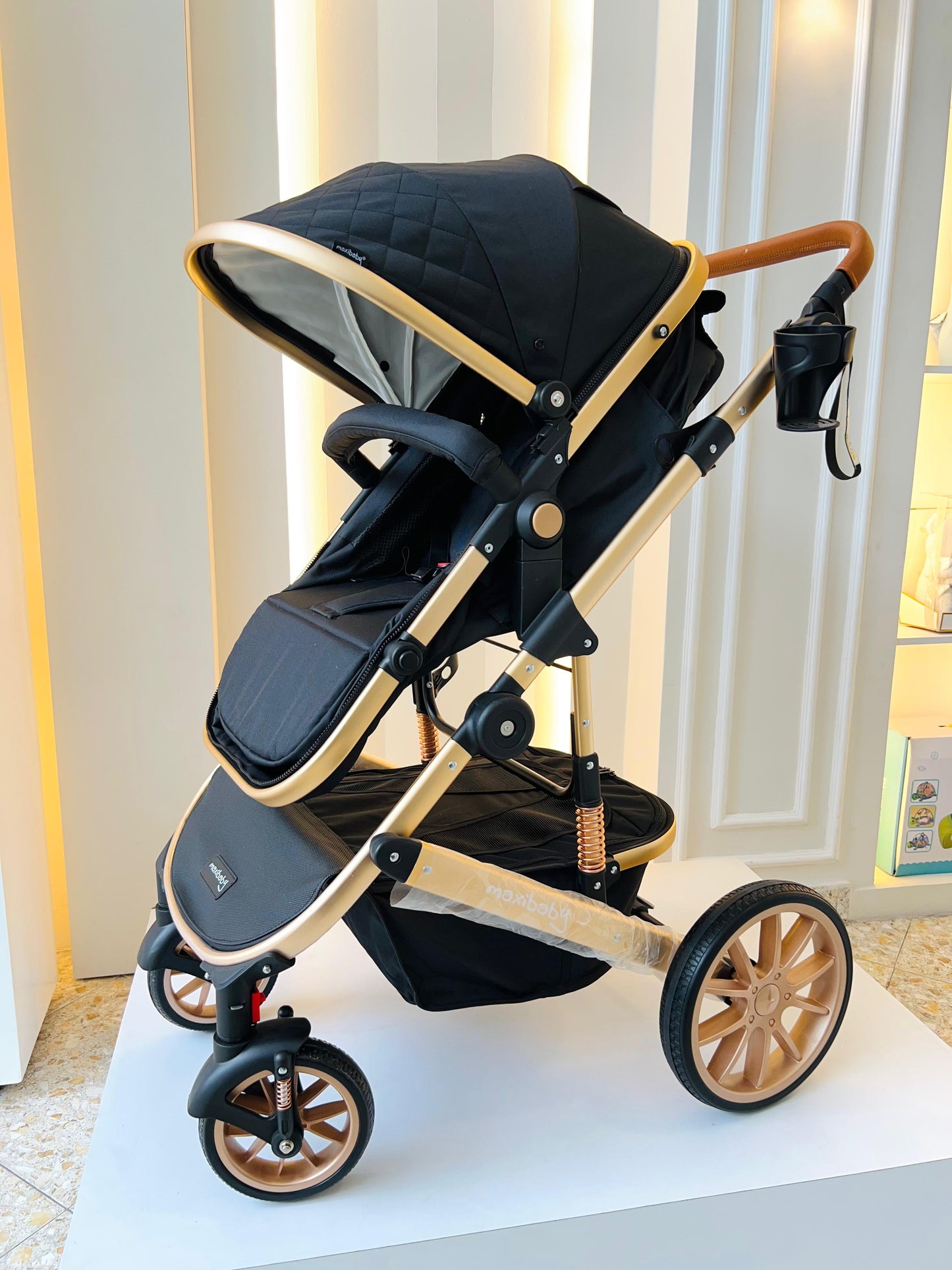 COCHE MOISES MAXIBABY GOLD