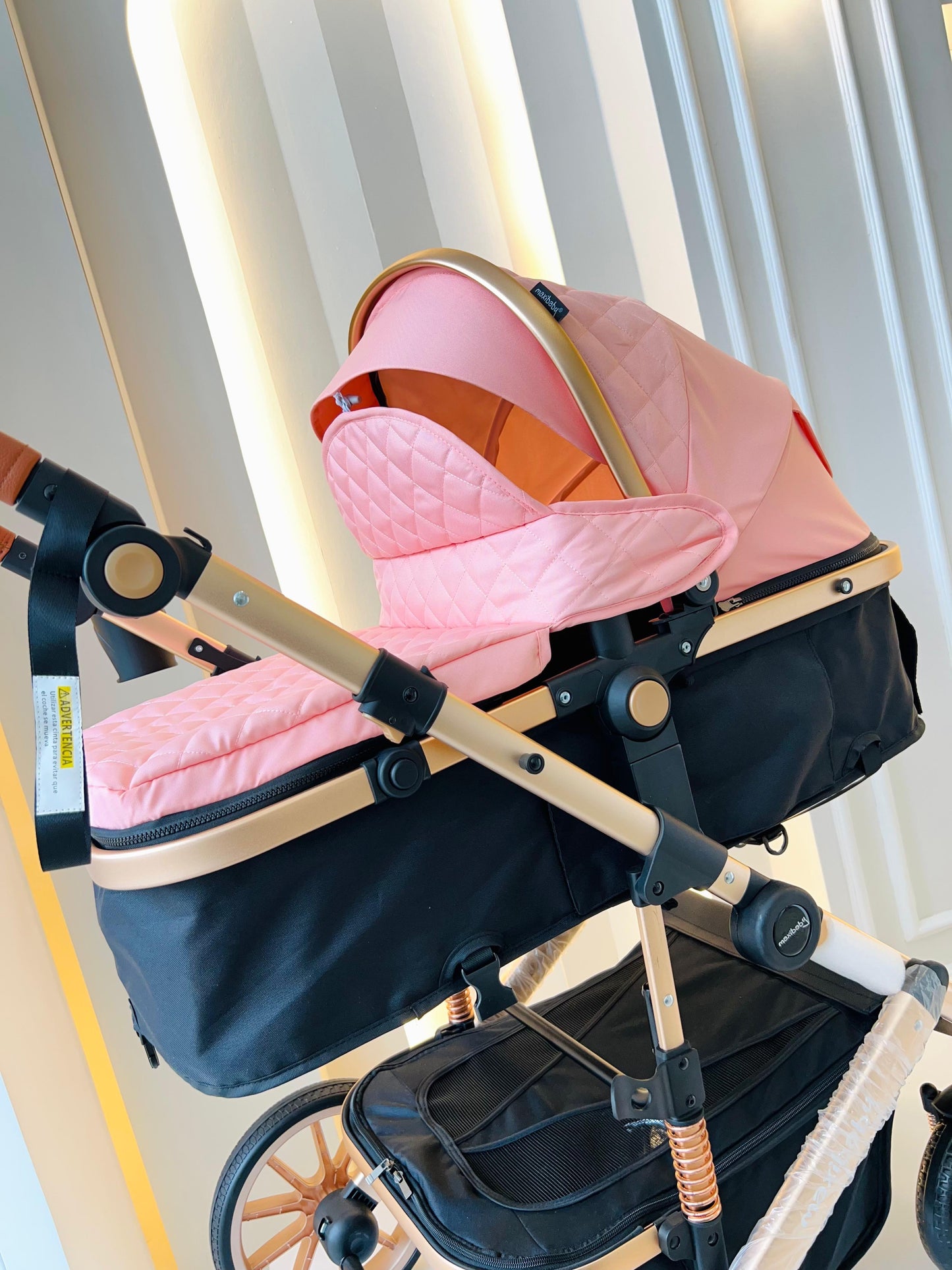 COCHE MOISES MAXIBABY GOLD