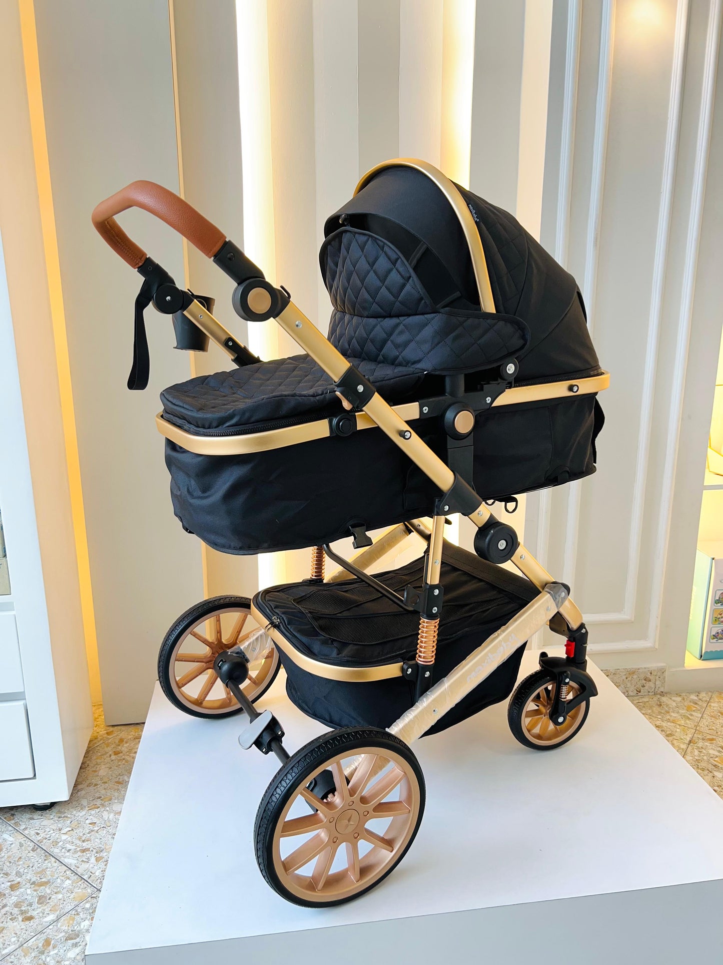 COCHE MOISES MAXIBABY GOLD