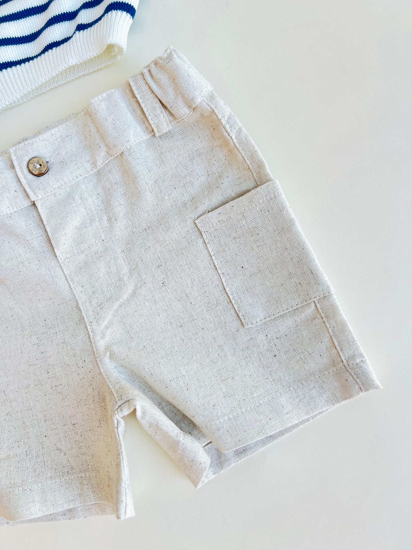 CONJUNTO CLÁSICO "OLD MONEY" A RAYAS EN LINO