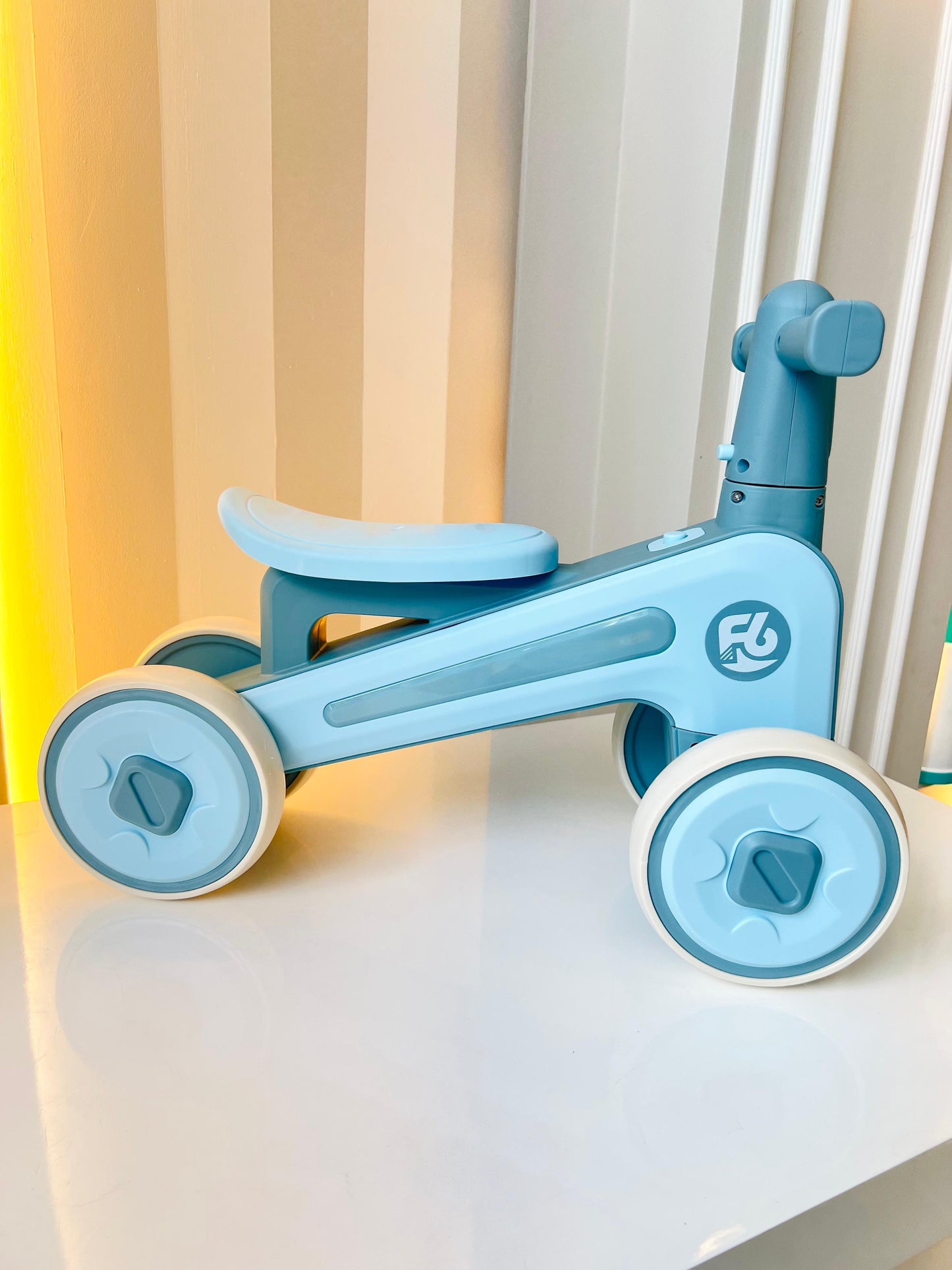 BICICLETA DE EQUILIBRIO REFERENCIA R6