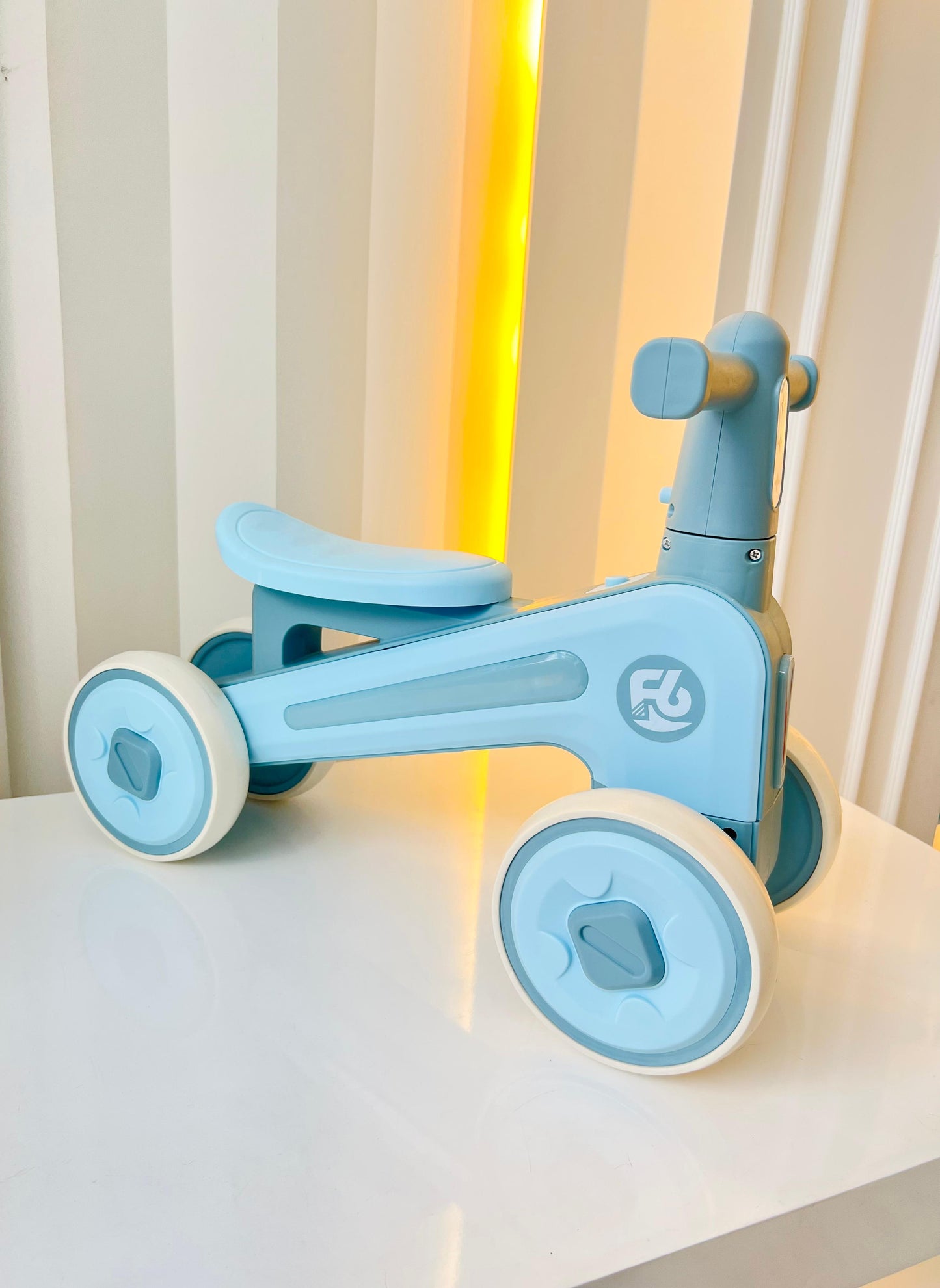 BICICLETA DE EQUILIBRIO REFERENCIA R6