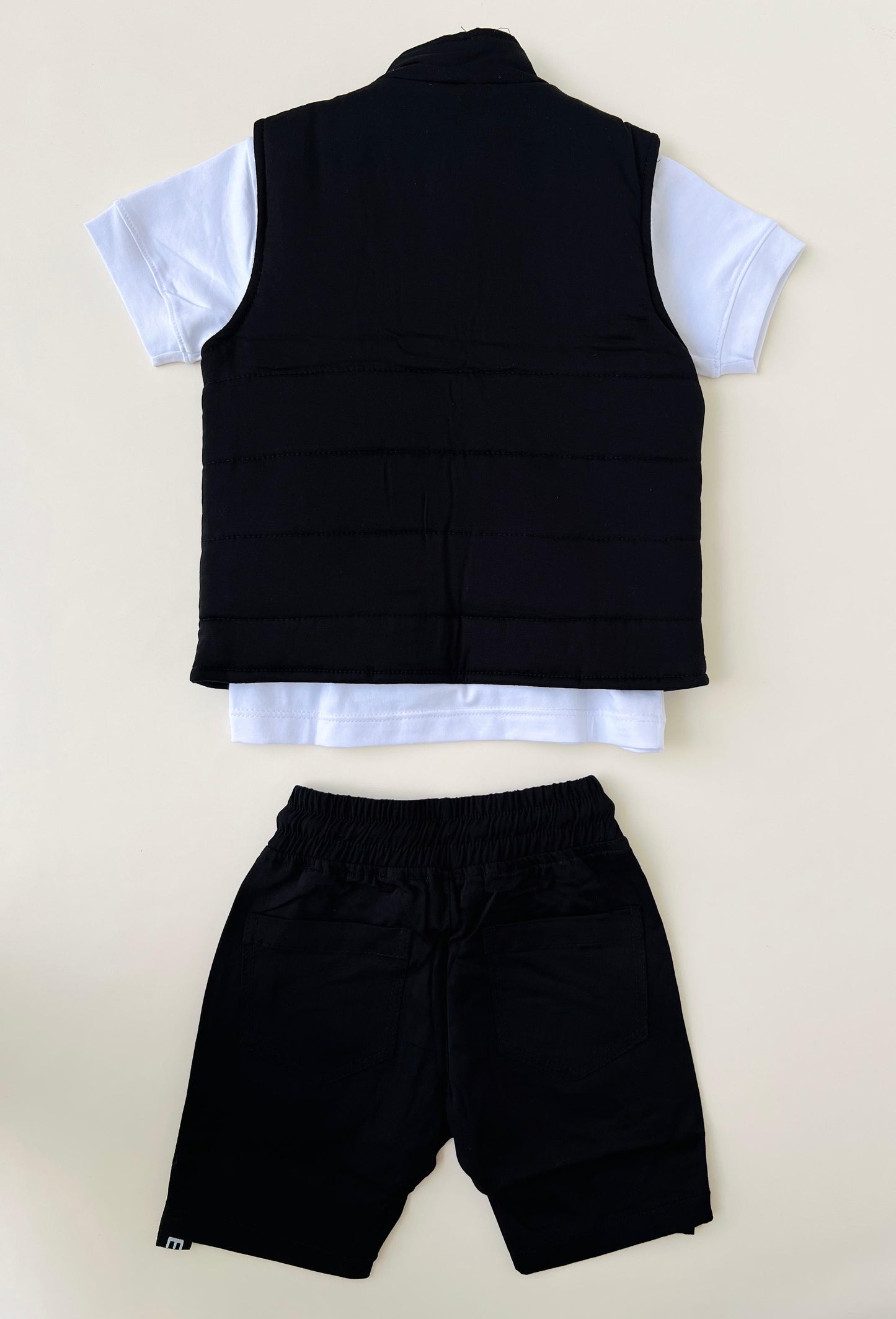 CONJUNTO URBANO 3 PIEZAS CON CHALECO