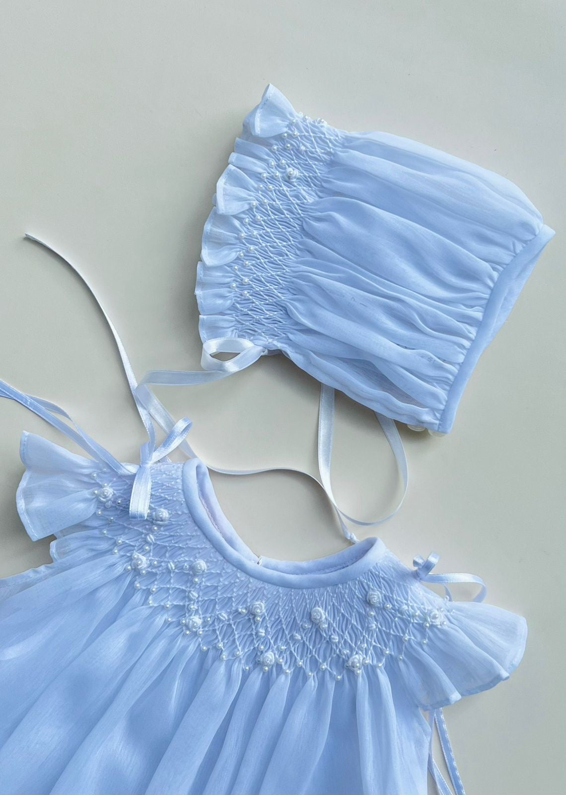 VESTIDO DE BAUTIZO CLÁSICO