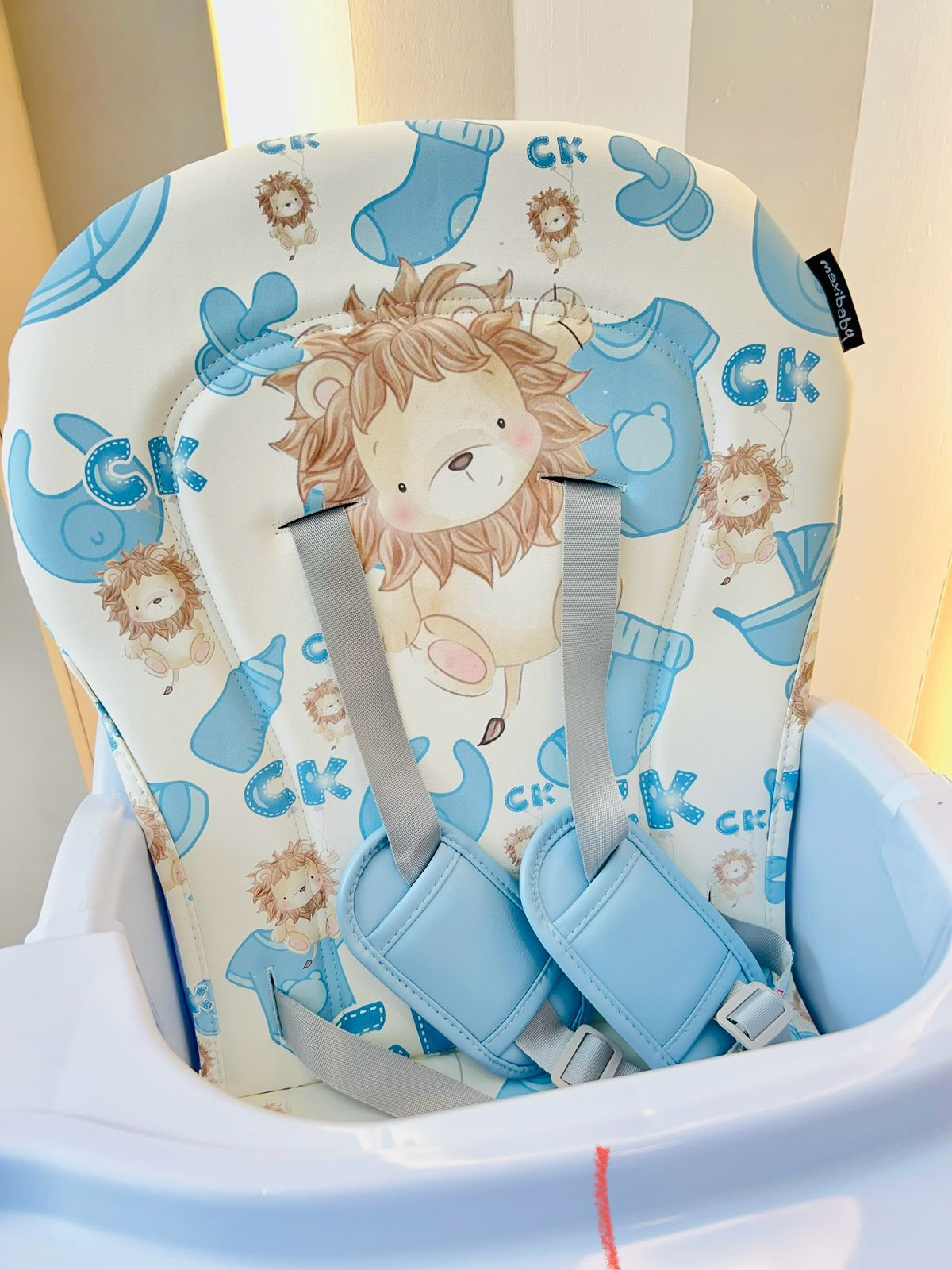 SILLAS COMEDOR MAXIBABY