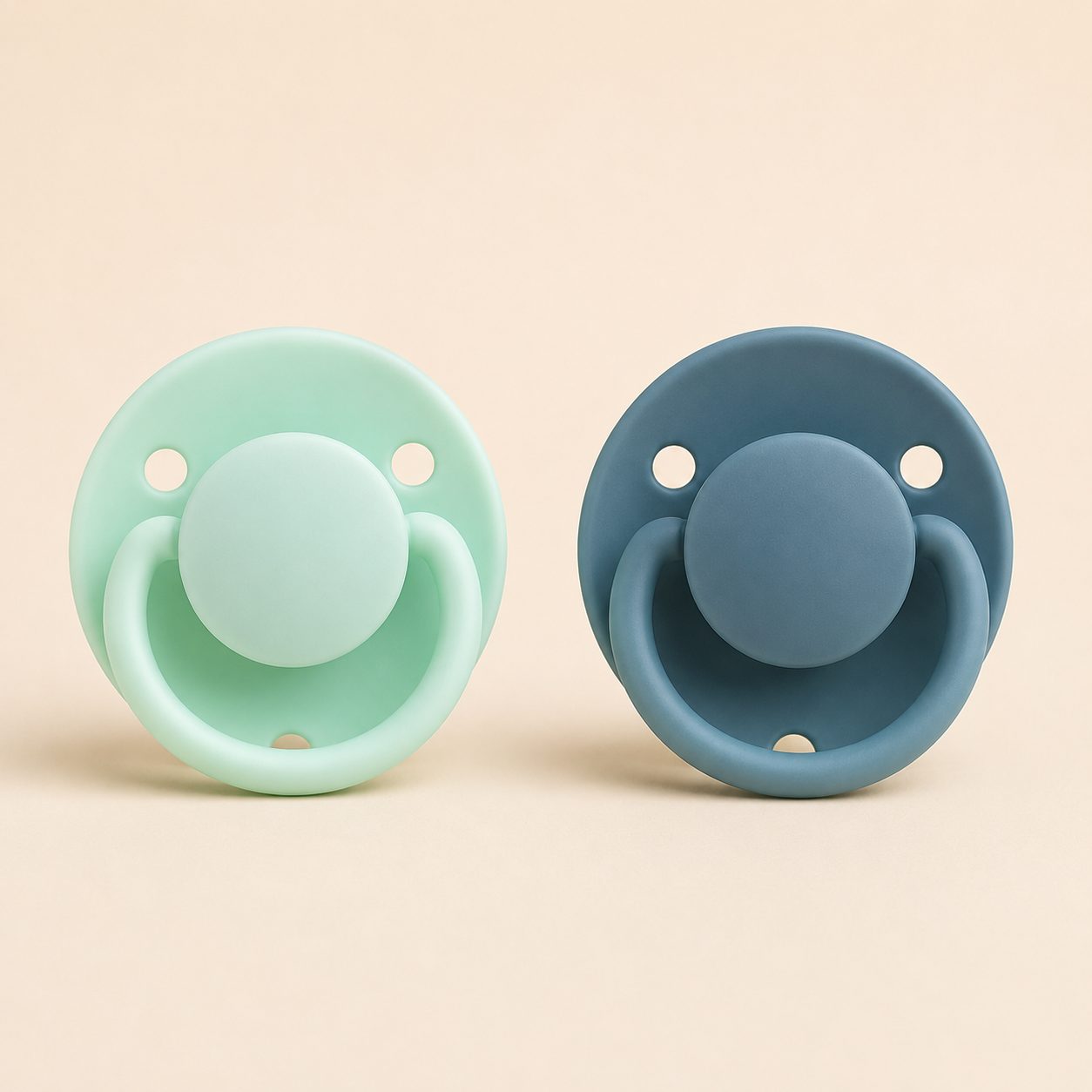 ⭕️CHUPON DE GOMA NATURAL MUNLOVE . 6M+ - VERDE MENTA Y AZUL PETRÓLEO