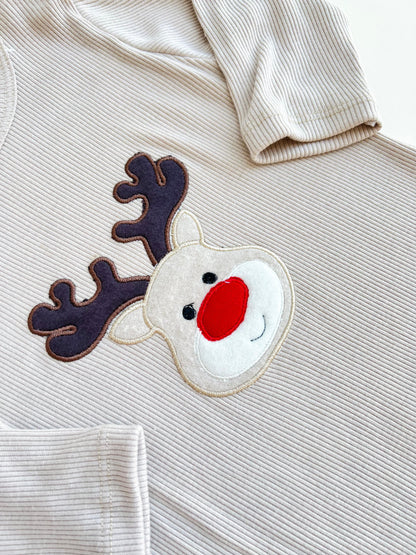 ENTERIZO NAVIDEÑO DE RENITO CON GORRO