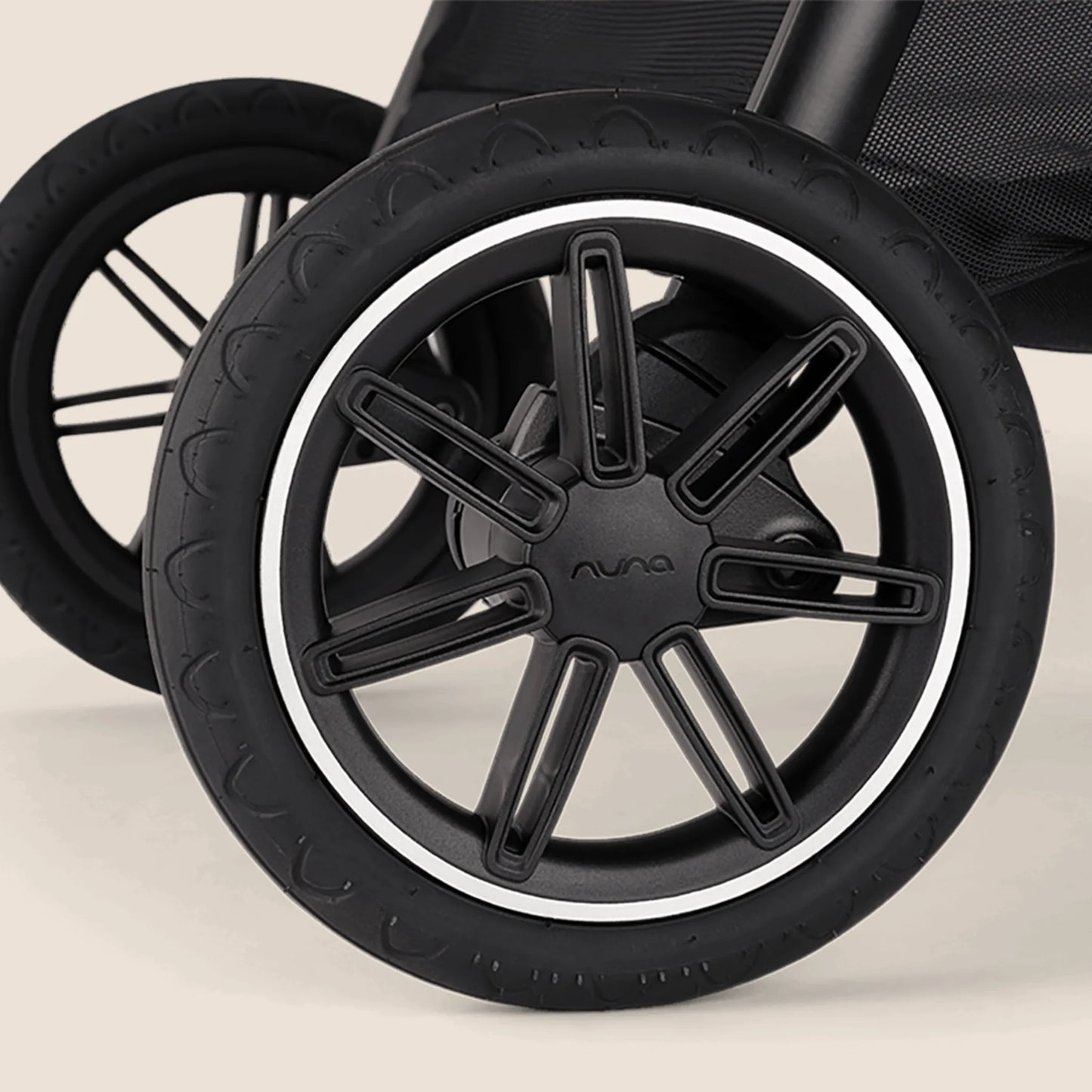 Coche Nuna TRIV Next - Thunder | Mara Baby Tienda