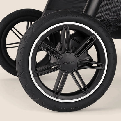 Coche Nuna TRIV Next - Thunder | Mara Baby Tienda