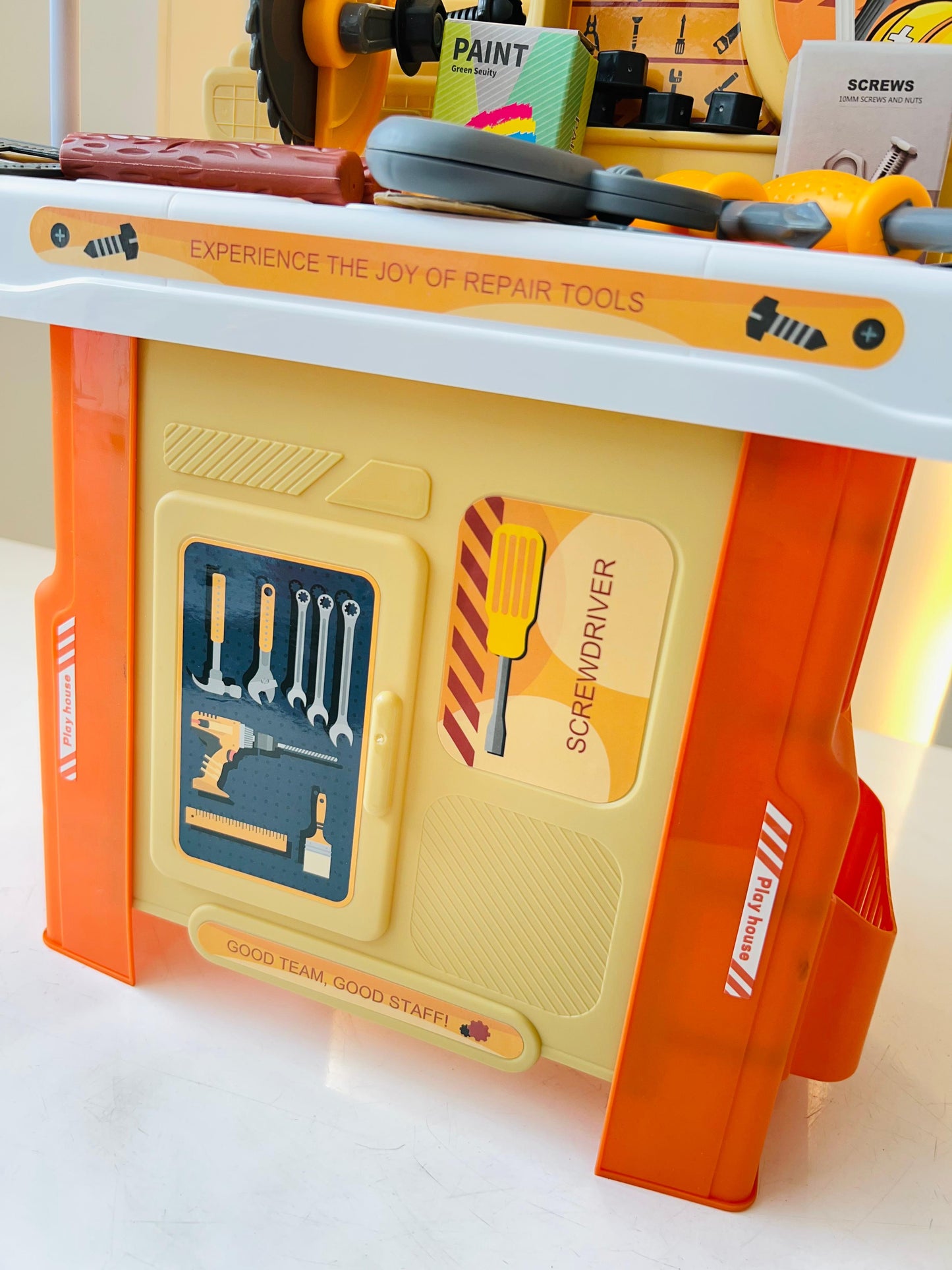 Mesa de Herramientas Infantil con Accesorios – Estación de Reparación y Construcción